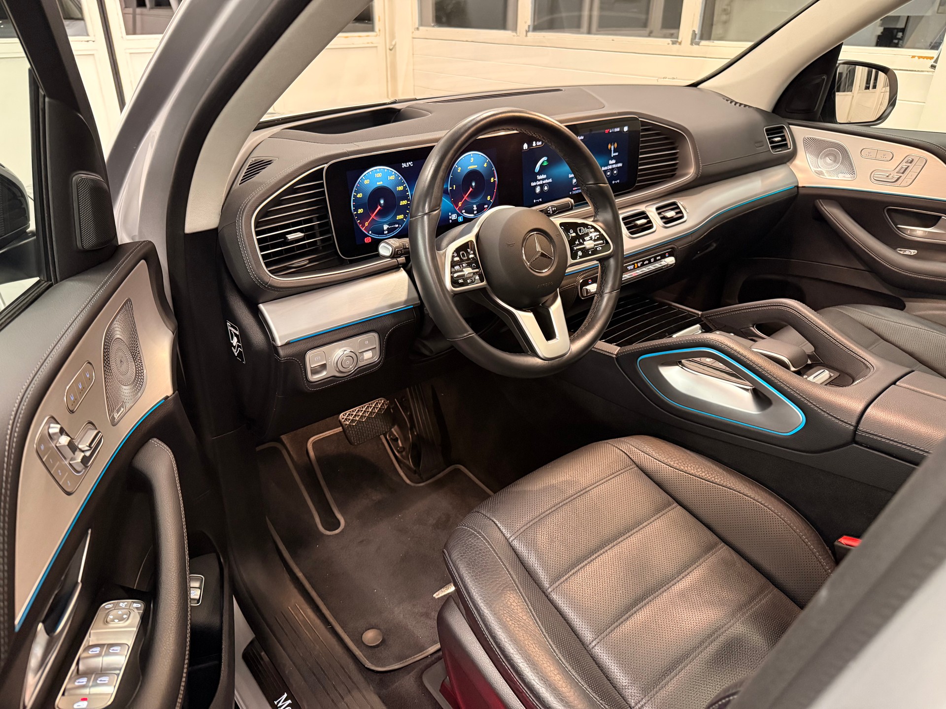 MERCEDES-BENZ GLE 350 d 4Matic AMG Line 9G-Tronic-image-14