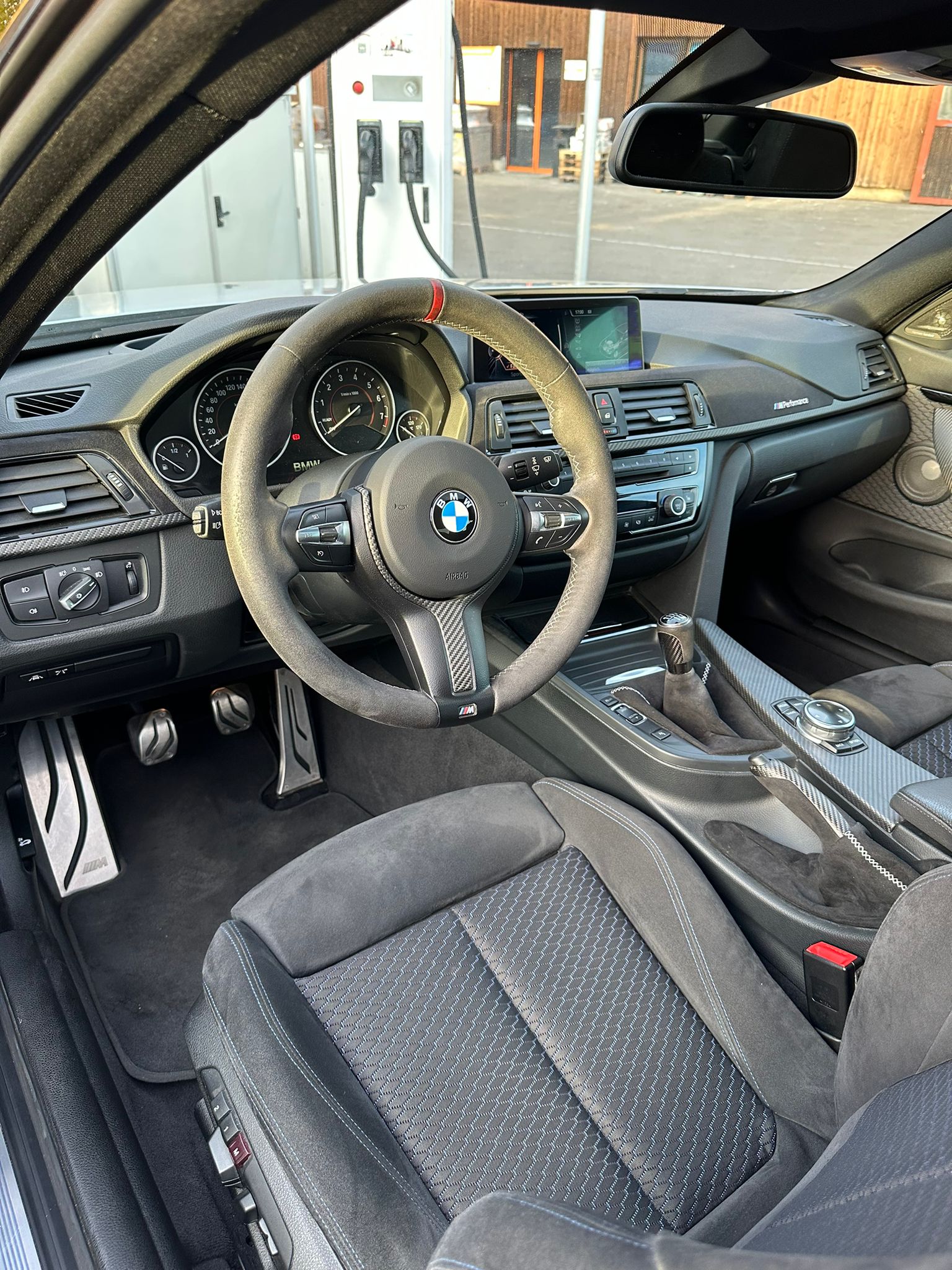 BMW 435i xDrive-image-9