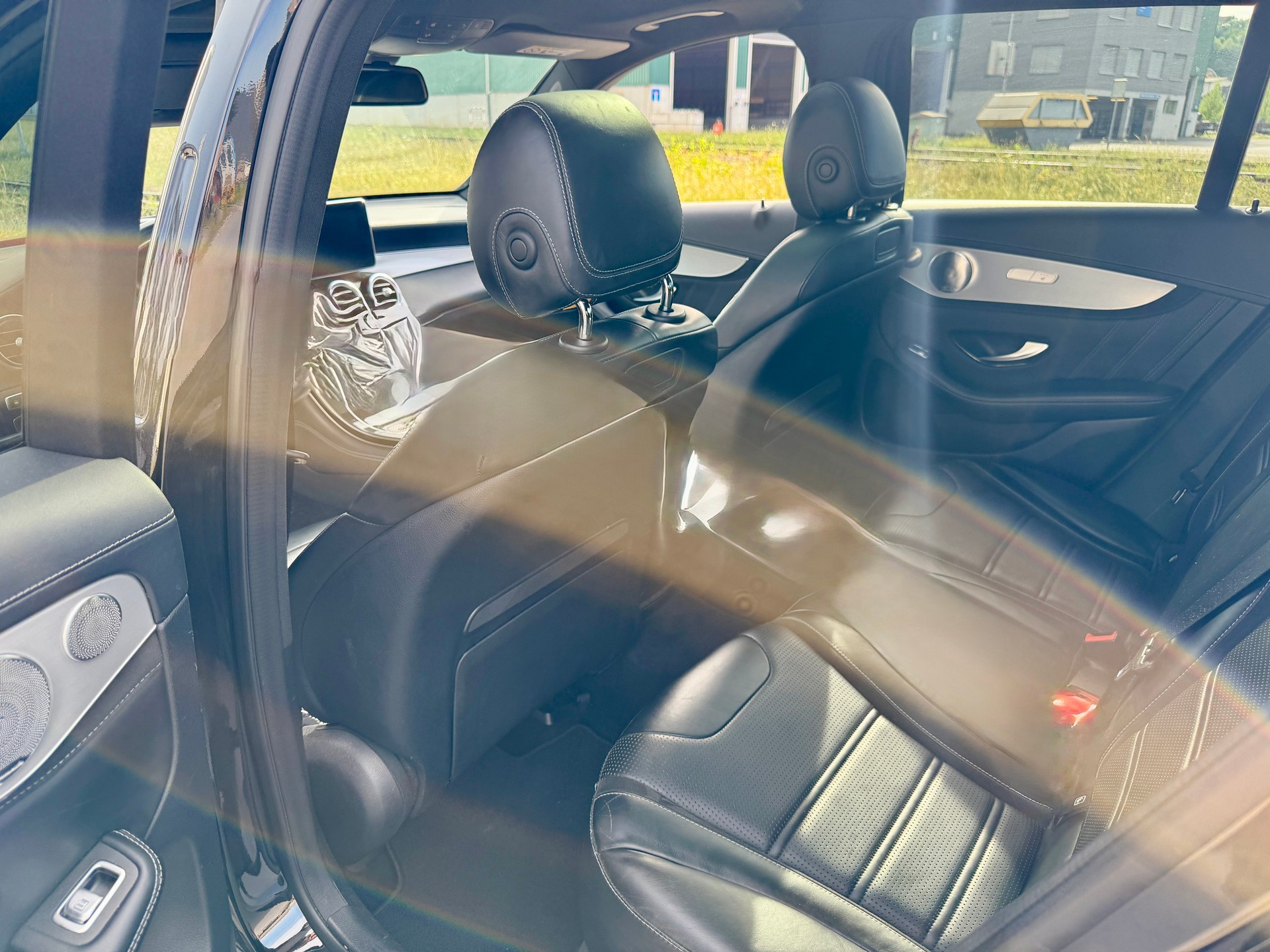 MERCEDES-BENZ GLC 63 S AMG 4Matic+ 9G-Tronic-image-11