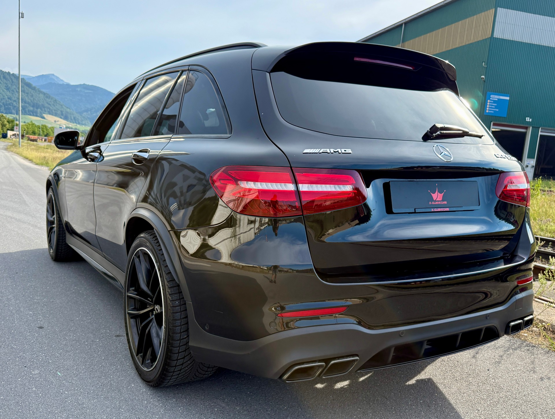 MERCEDES-BENZ GLC 63 S AMG 4Matic+ 9G-Tronic-image-3