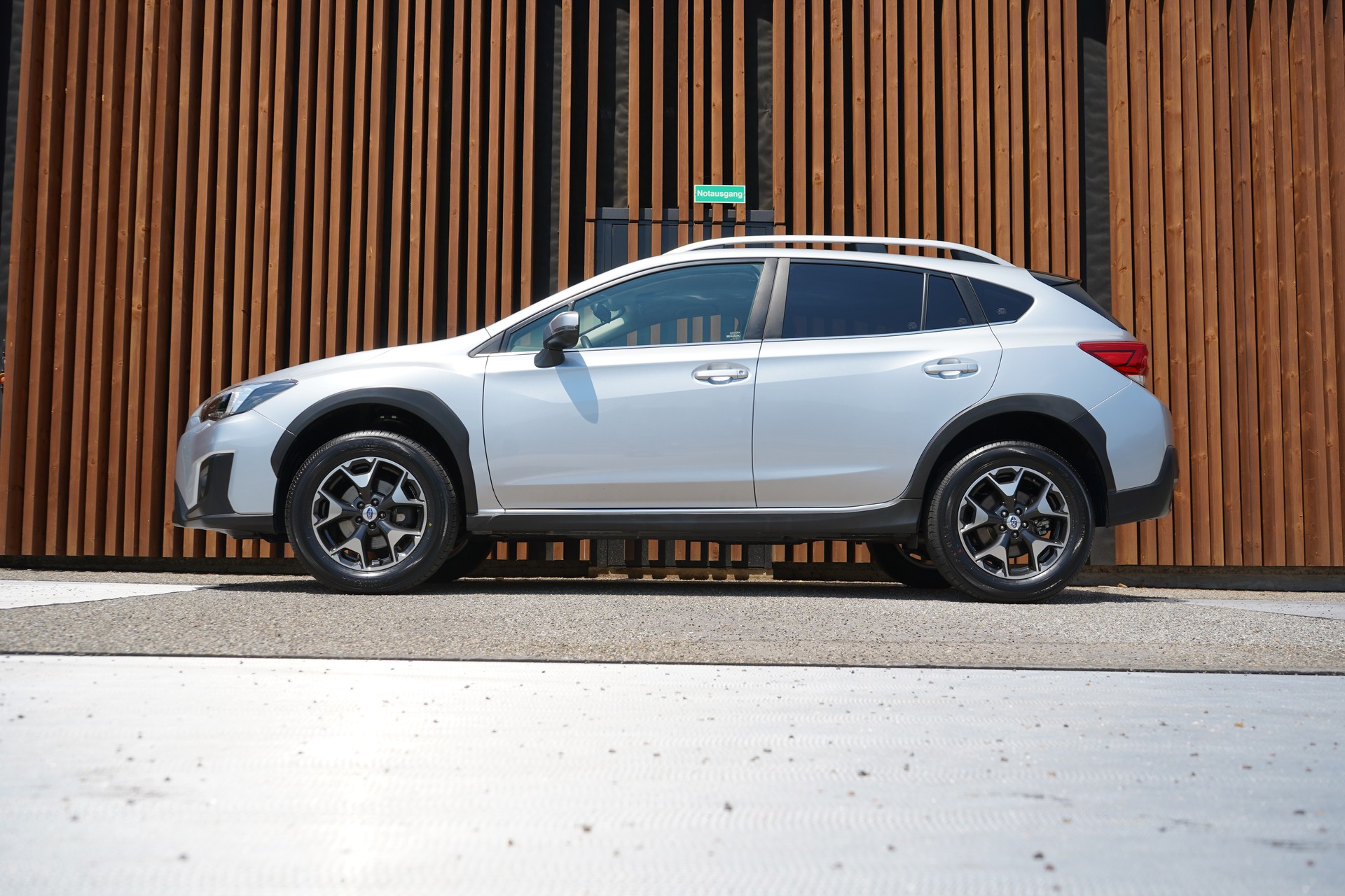 SUBARU XV 1.6 SWISS PLUS AWD CVT l 114 PS-image-1