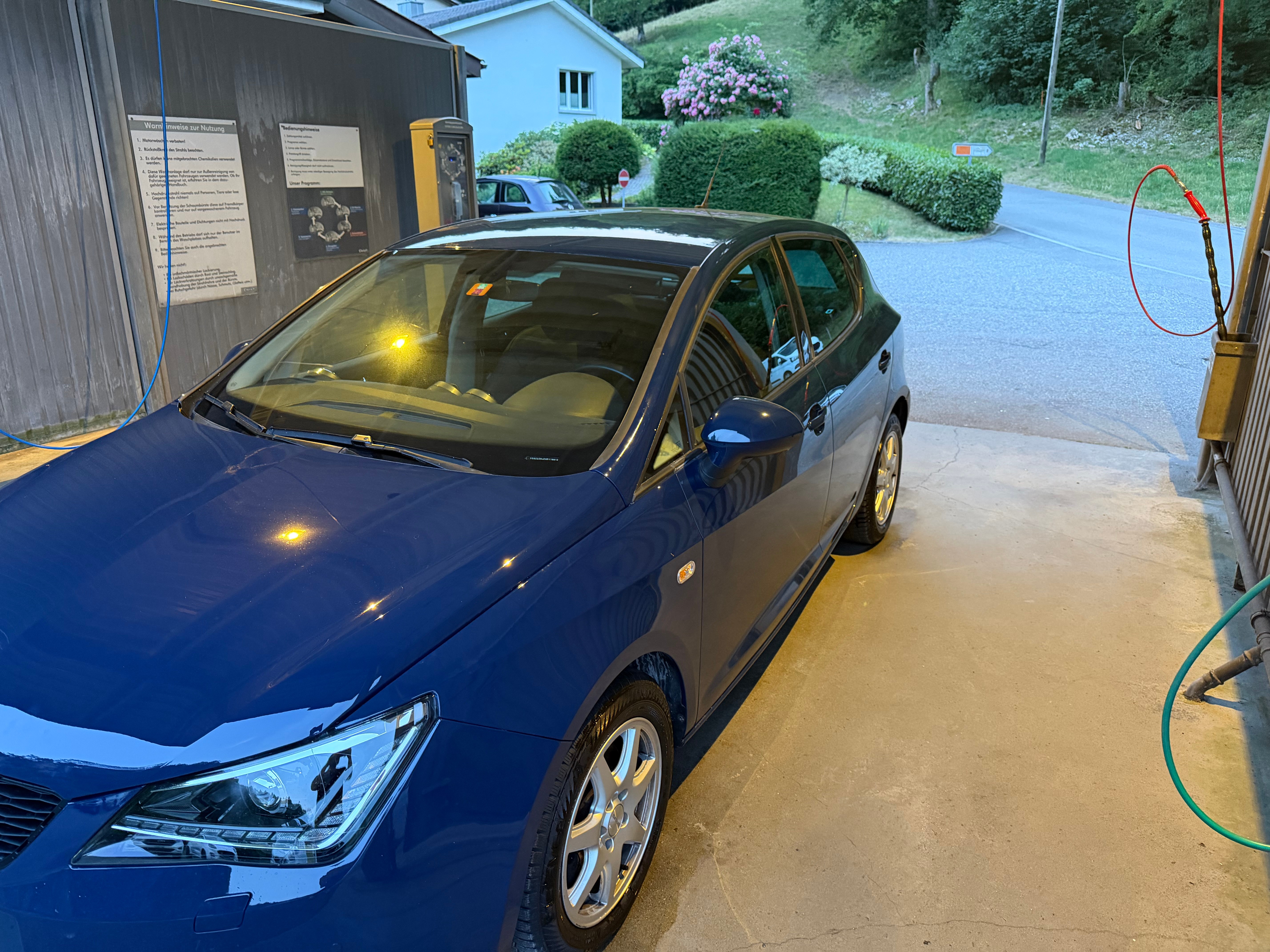 Car photo