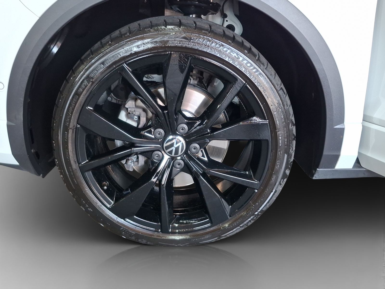 VW T-Roc 2.0 TSI R-Line DSG 4Motion-image-14