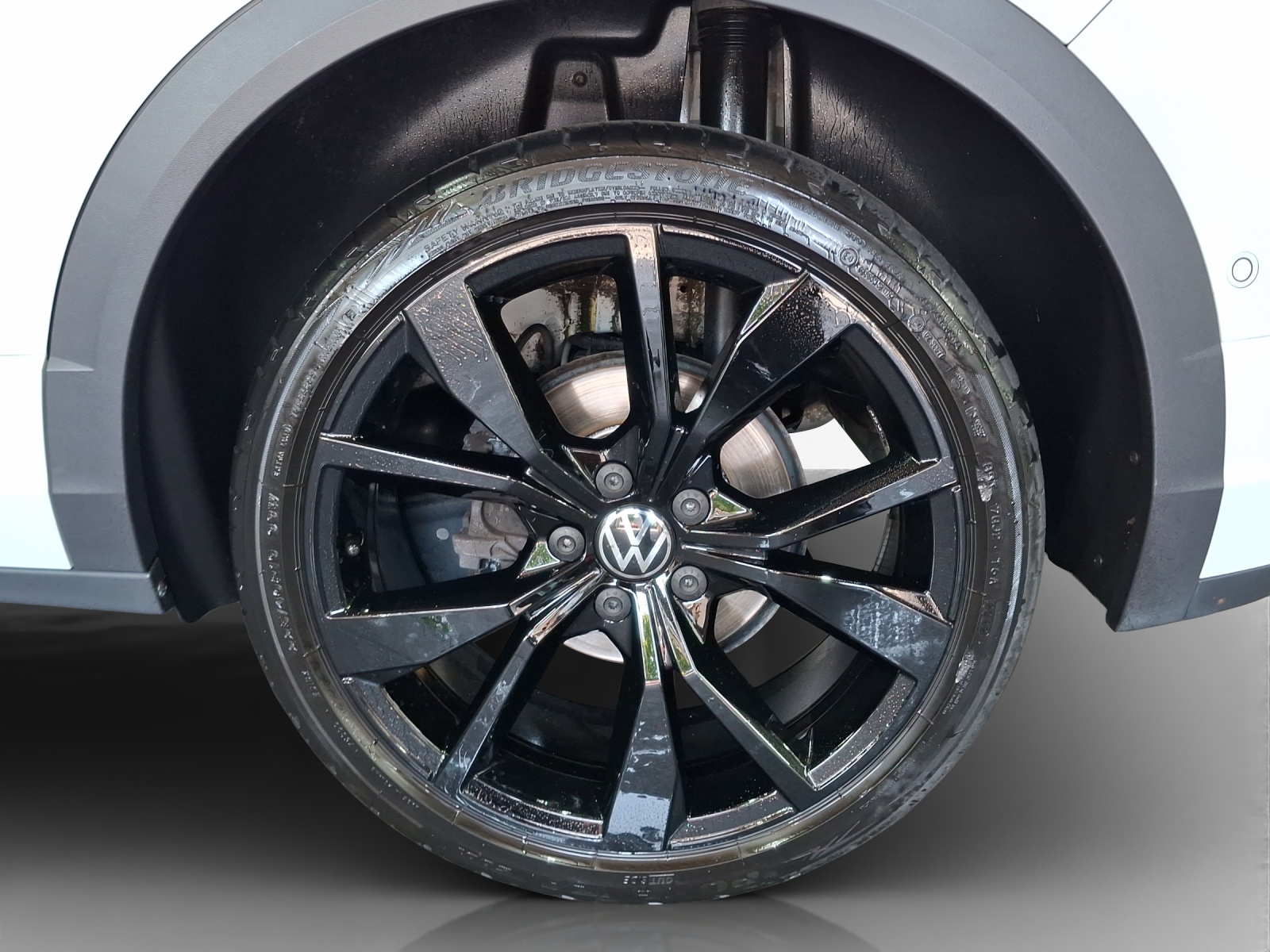 VW T-Roc 2.0 TSI R-Line DSG 4Motion-image-13