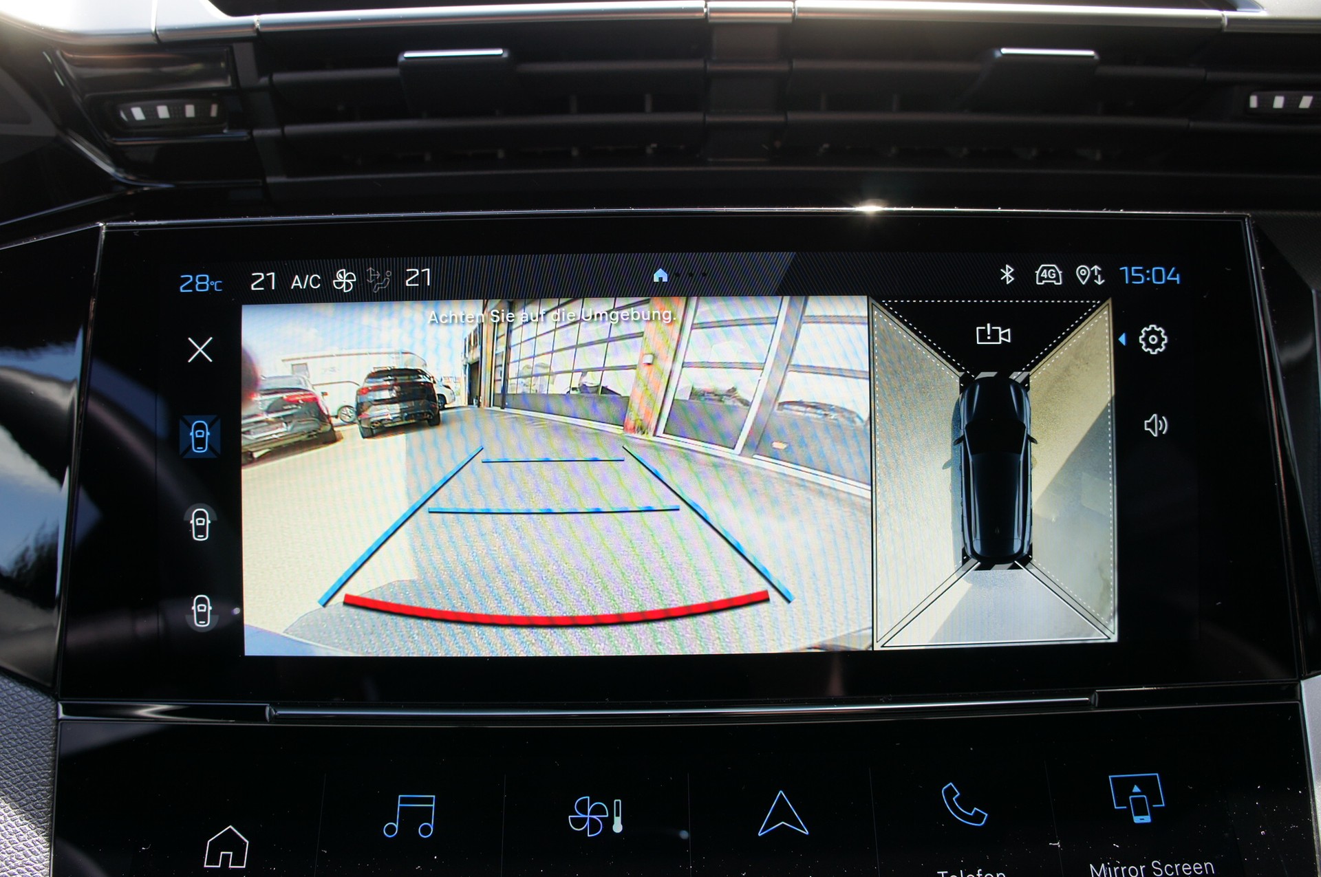 PEUGEOT 308 SW 1.2 HEV 145 GT-image-18