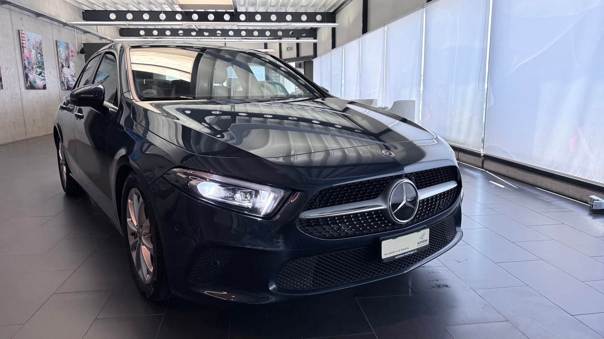 MERCEDES-BENZ A 200 Progressive-image-2