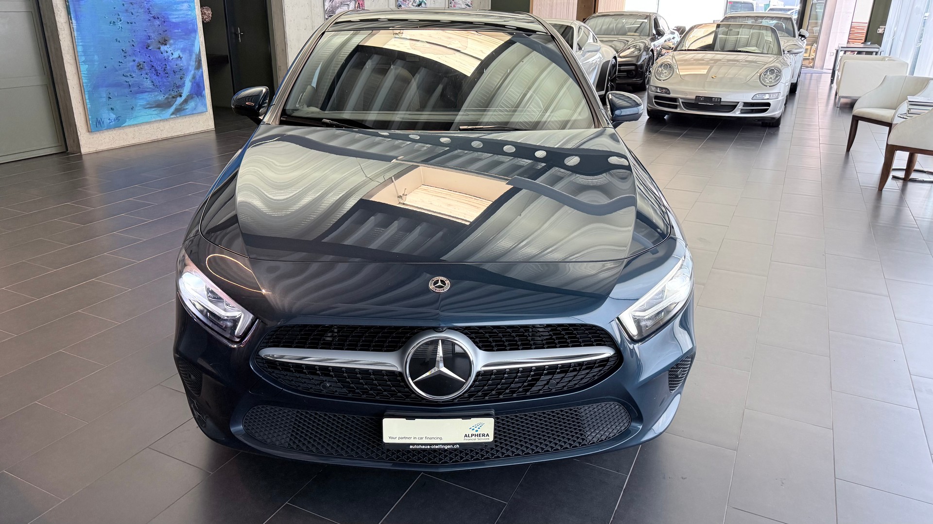MERCEDES-BENZ A 200 Progressive-image-4
