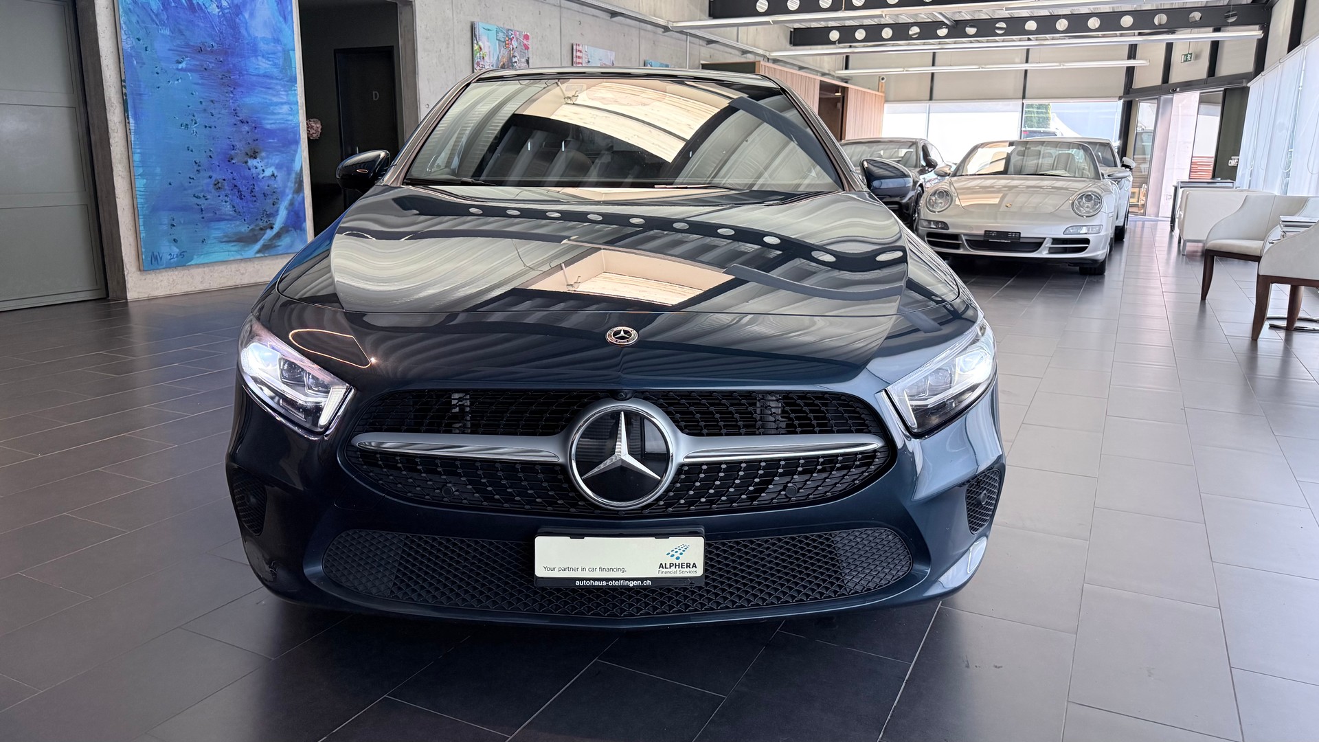 MERCEDES-BENZ A 200 Progressive-image-6
