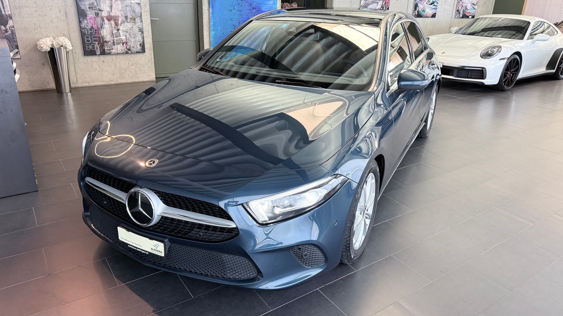 MERCEDES-BENZ A 200 Progressive-image-7
