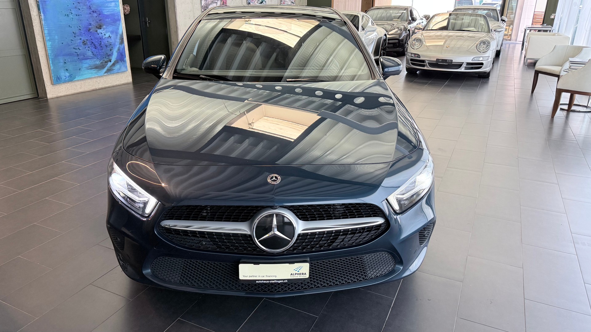 MERCEDES-BENZ A 200 Progressive-image-3