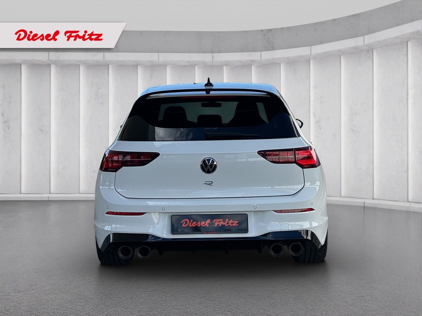 VW Golf 2.0 TSI R DSG 4Motion-image-3