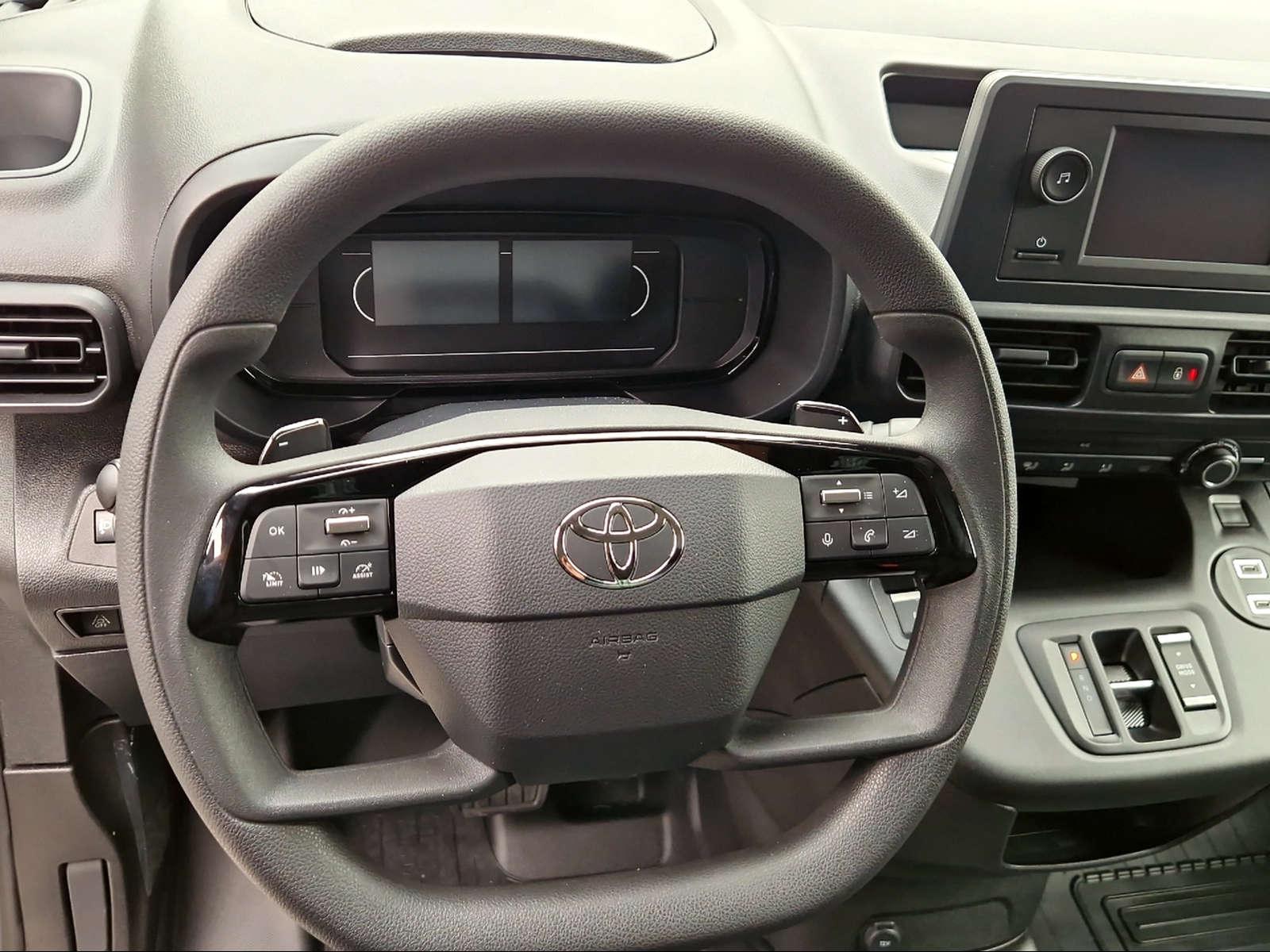 TOYOTA PROACE Van L1 75KWh Advanced-image-4