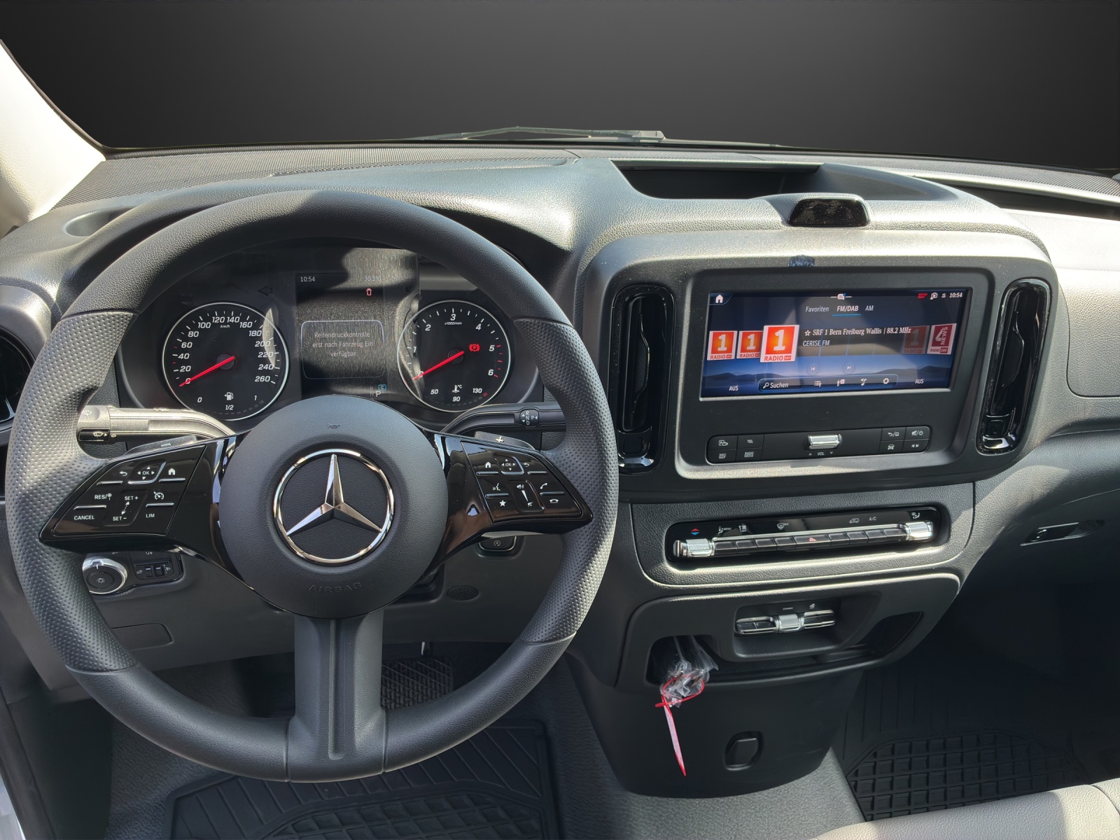 MERCEDES-BENZ Vito 114 CDI Lang Pro 9G-Tronic 4M-image-9
