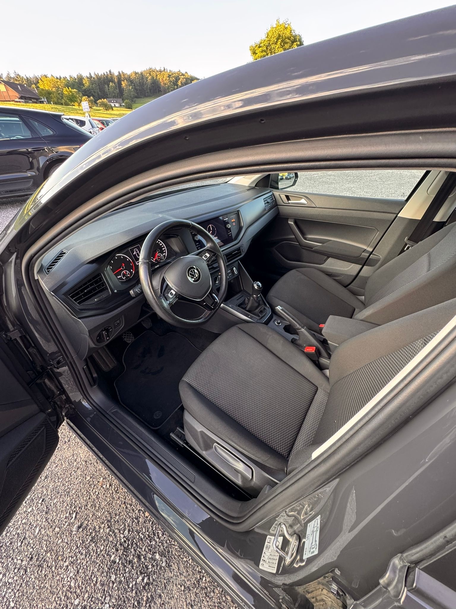 VW Polo 1.0 BMT Comfortline-image-5
