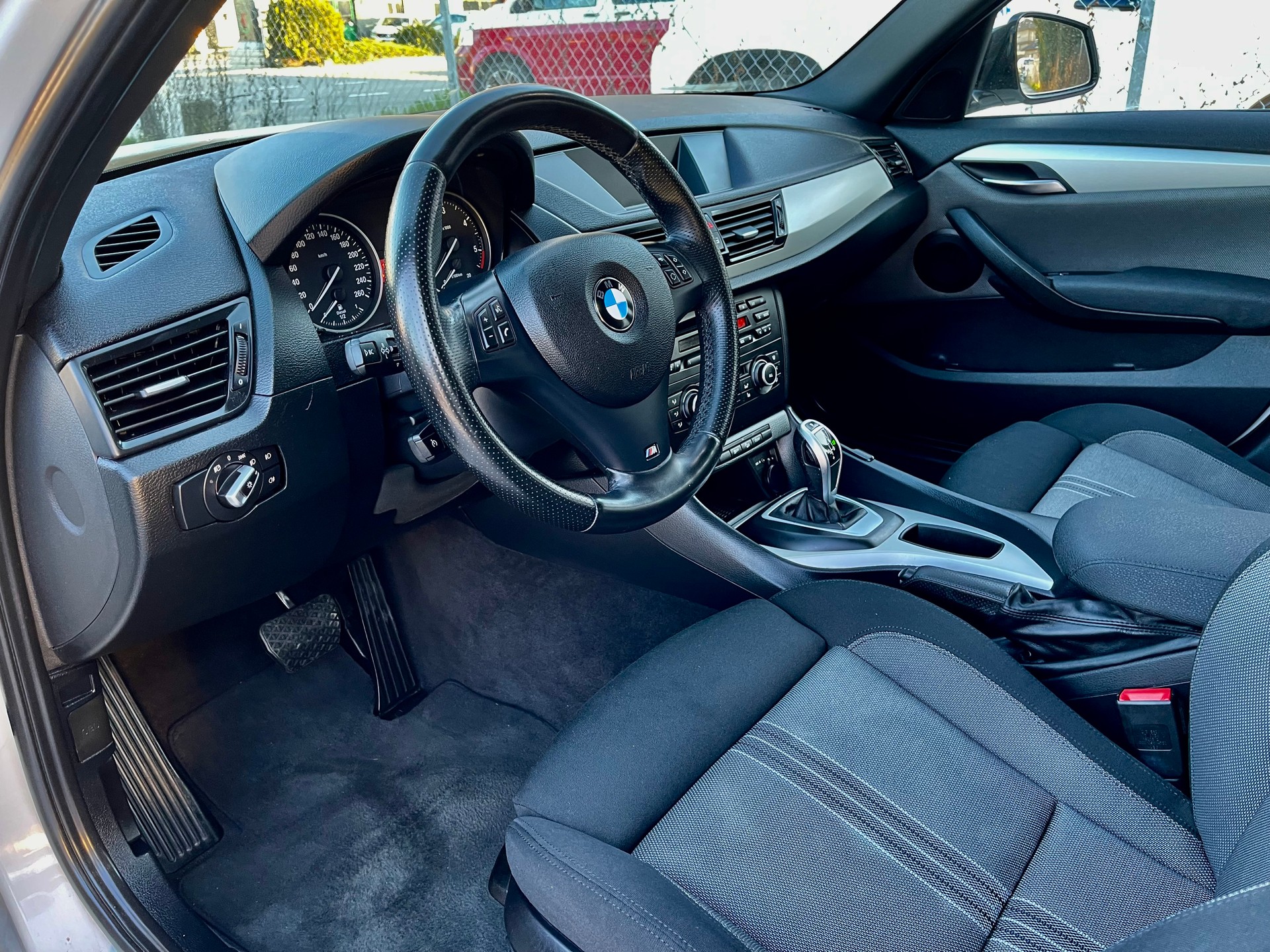 BMW X1 xDrive 18d Steptronic-image-4