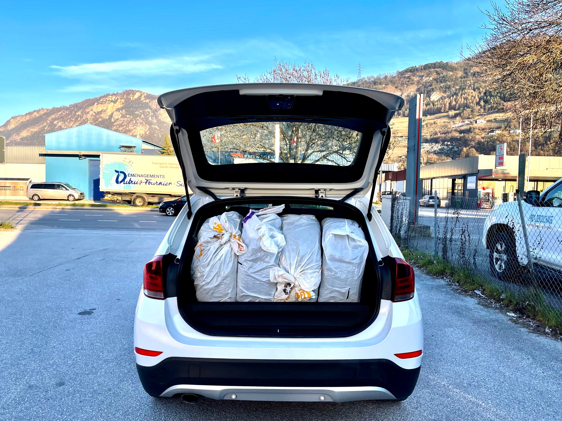 BMW X1 xDrive 18d Steptronic-image-24