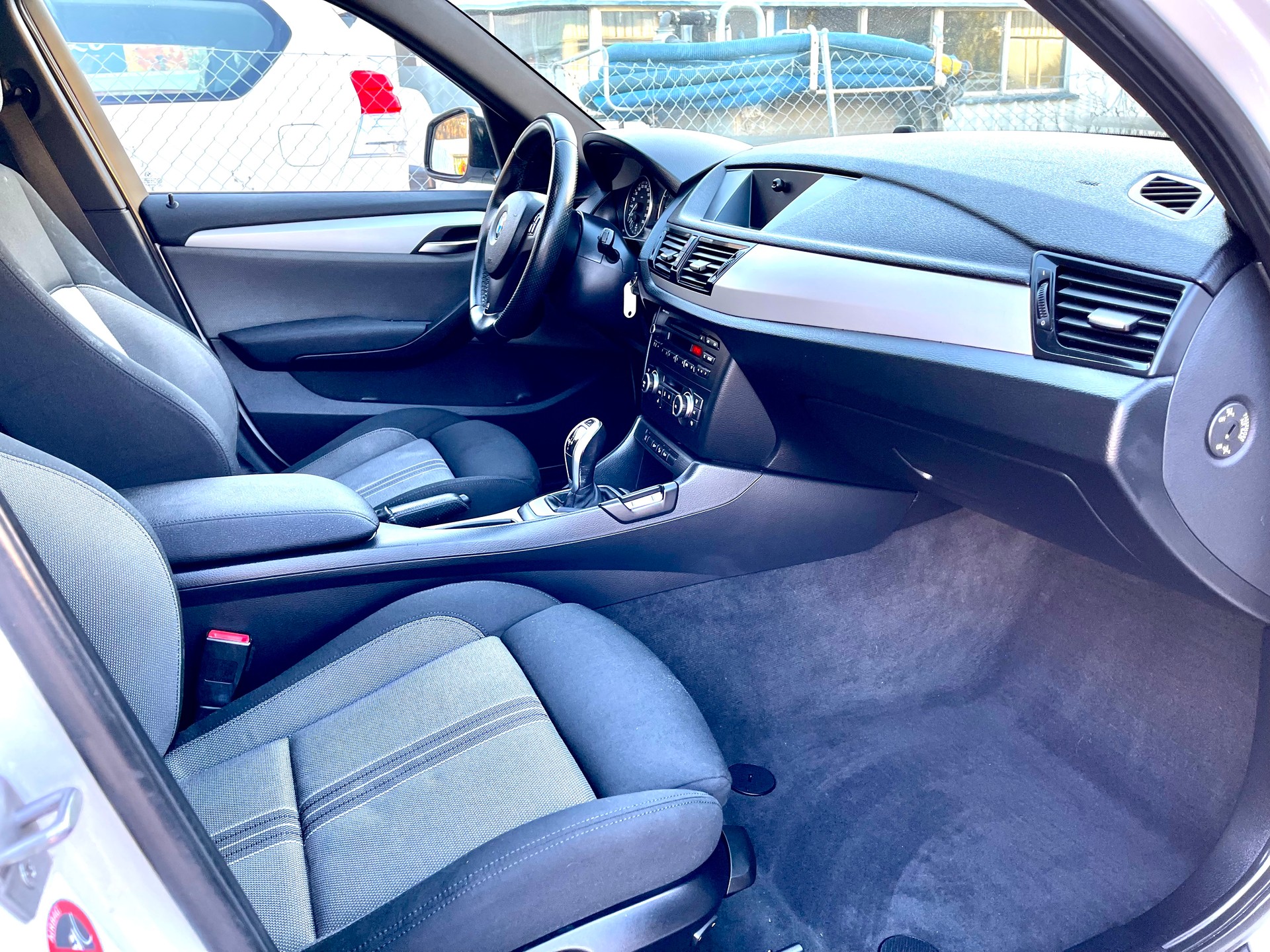 BMW X1 xDrive 18d Steptronic-image-17