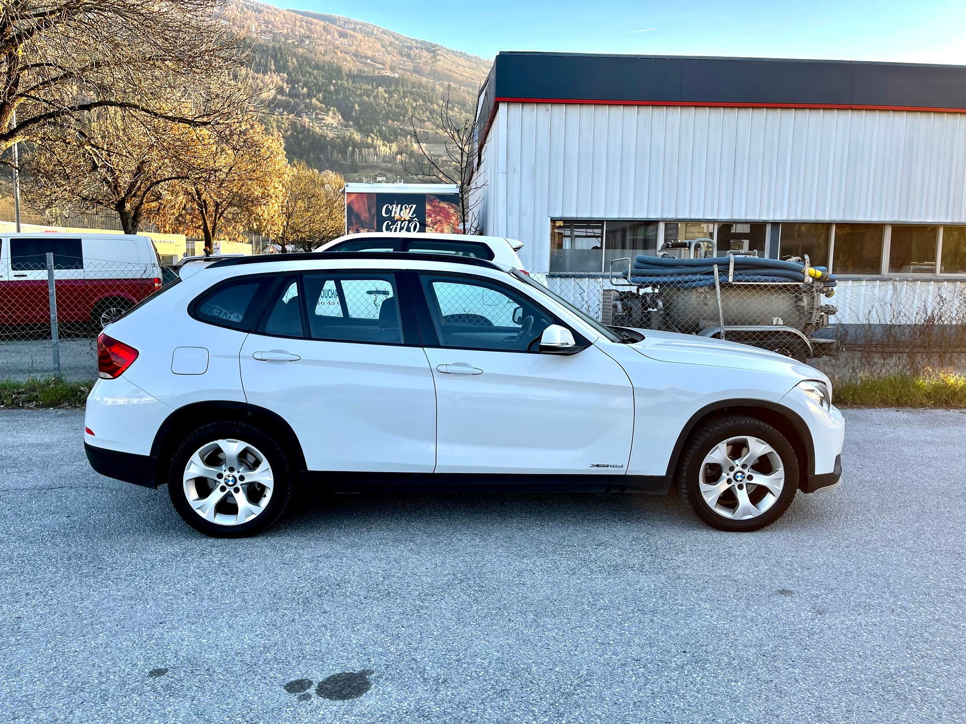 BMW X1 xDrive 18d Steptronic-image-10