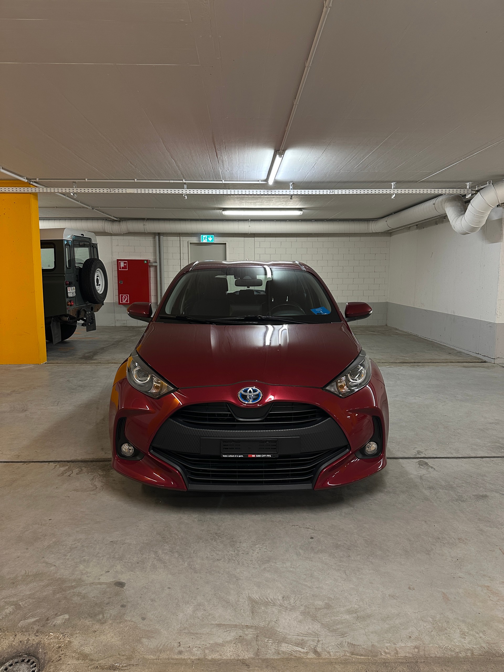 TOYOTA Yaris 1.5 Active e-CVT-image-0