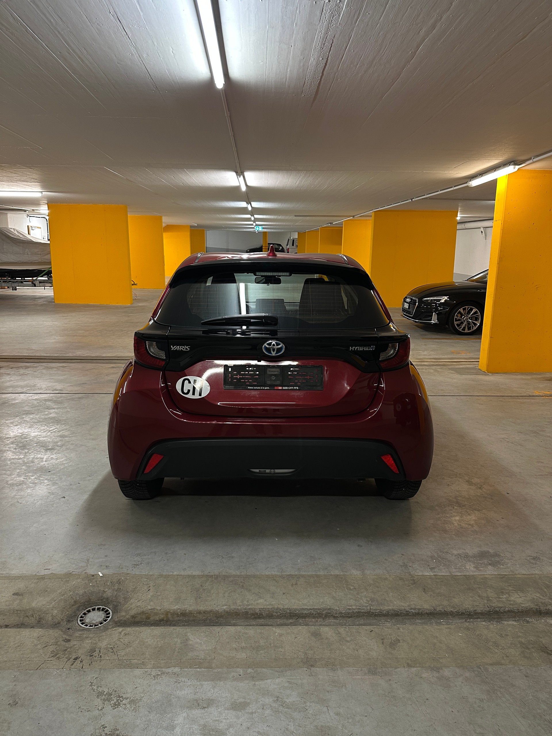 TOYOTA Yaris 1.5 Active e-CVT-image-3