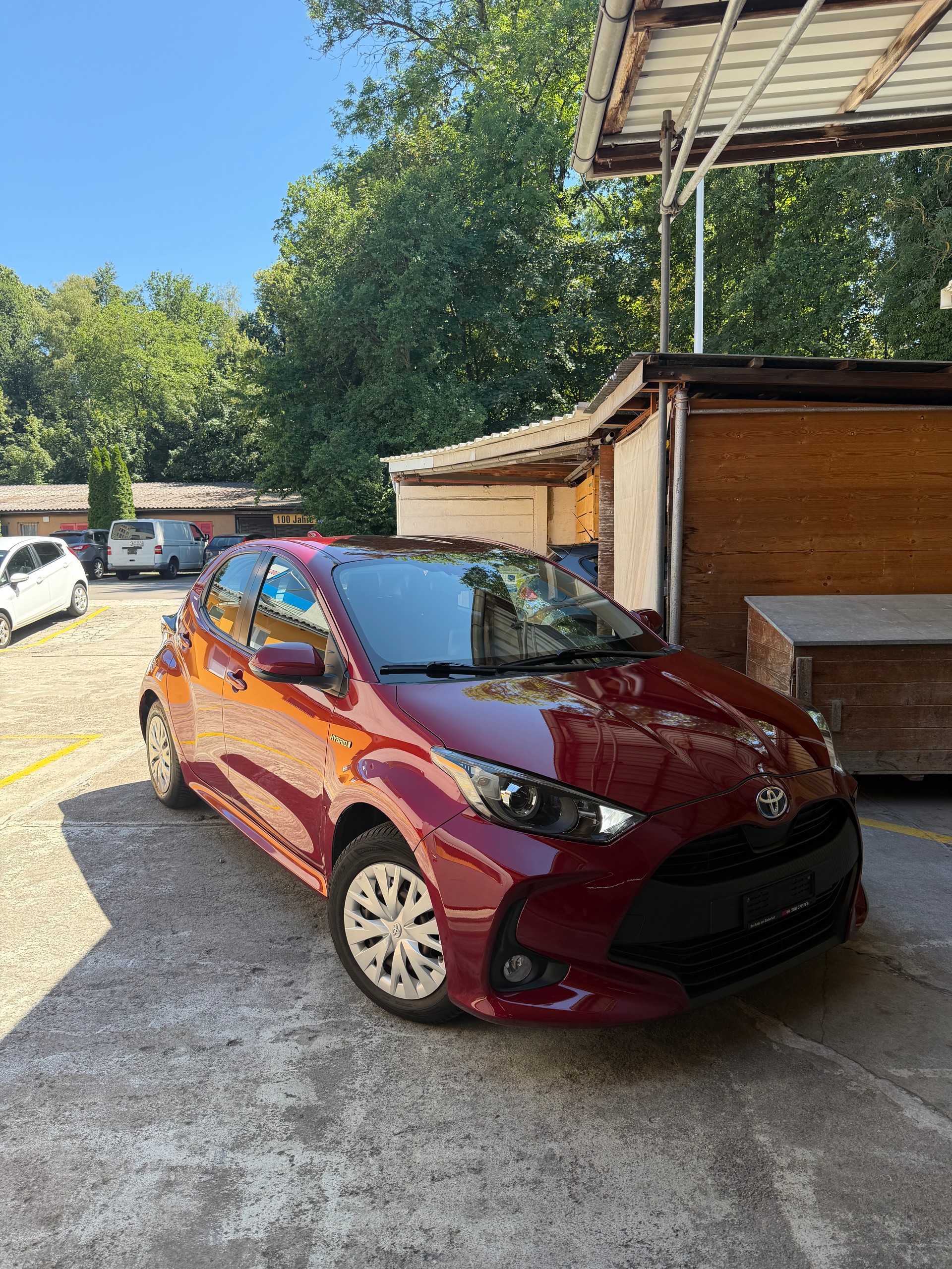TOYOTA Yaris 1.5 Active e-CVT-image-0