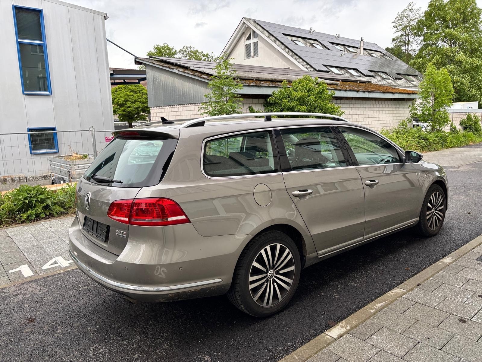 VW Passat Variant 2.0 TDI BMT Comfortline 4MDSG-image-6