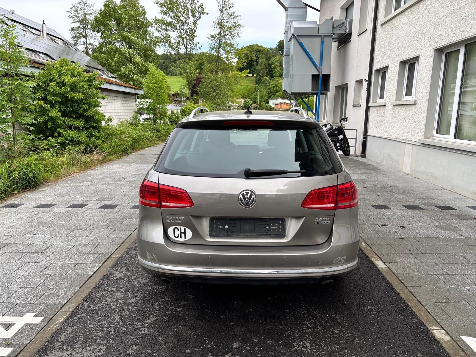 VW Passat Variant 2.0 TDI BMT Comfortline 4MDSG-image-4