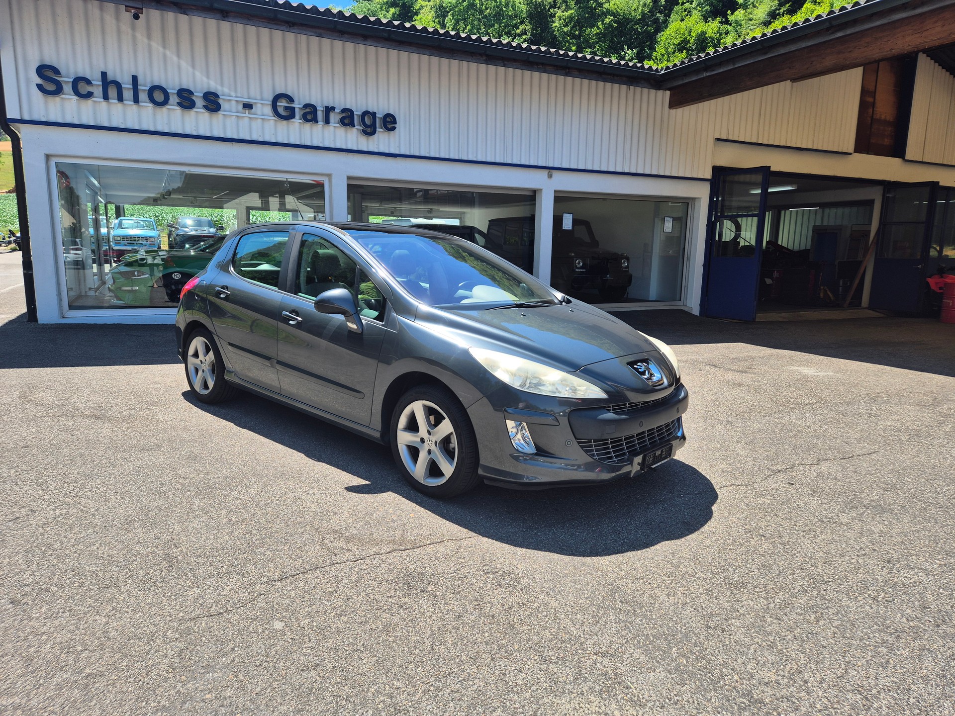 PEUGEOT 308 1.6 16V T XSI Automatic-image-0