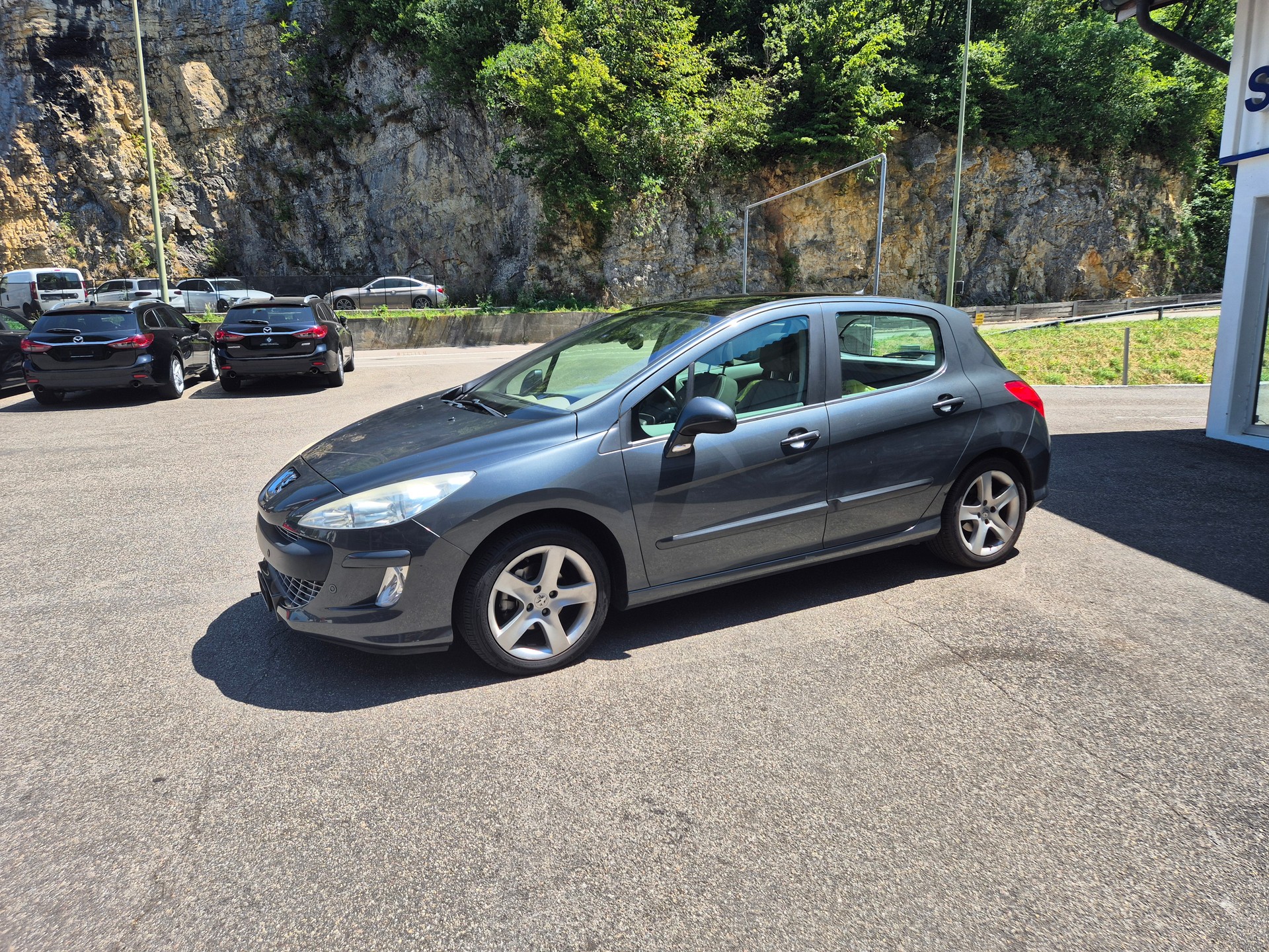 PEUGEOT 308 1.6 16V T XSI Automatic-image-5