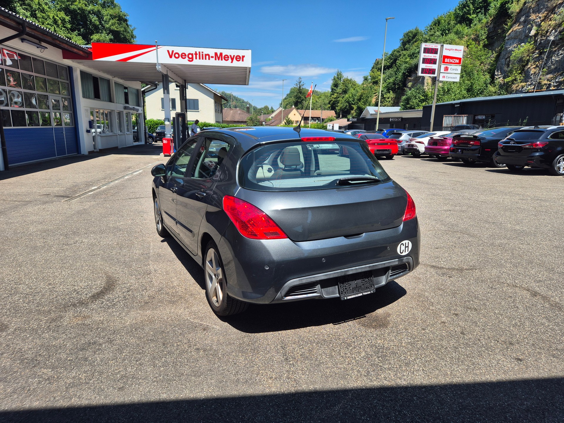 PEUGEOT 308 1.6 16V T XSI Automatic-image-8