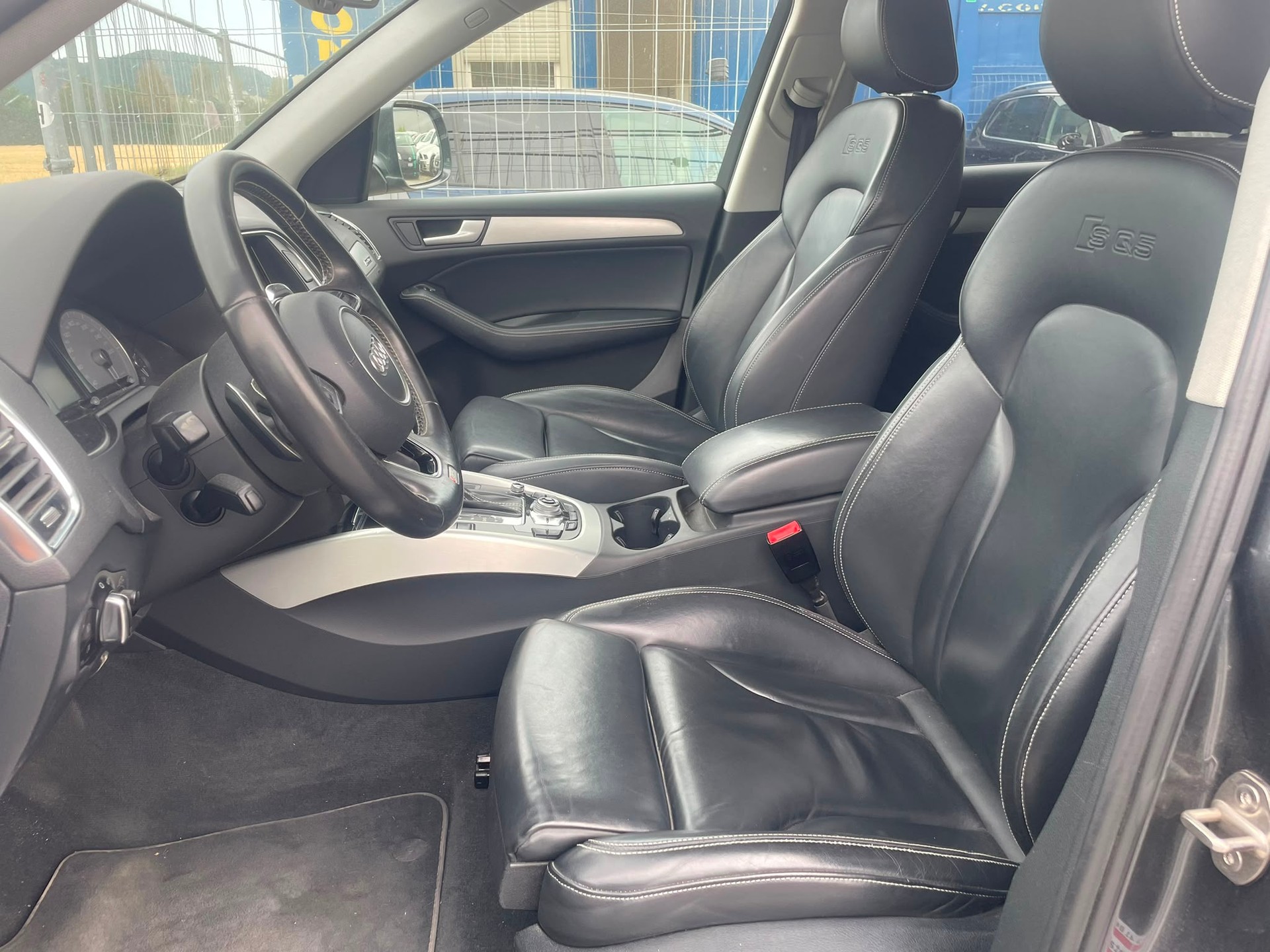 AUDI SQ5 3.0 TDI quattro tiptronic-image-8
