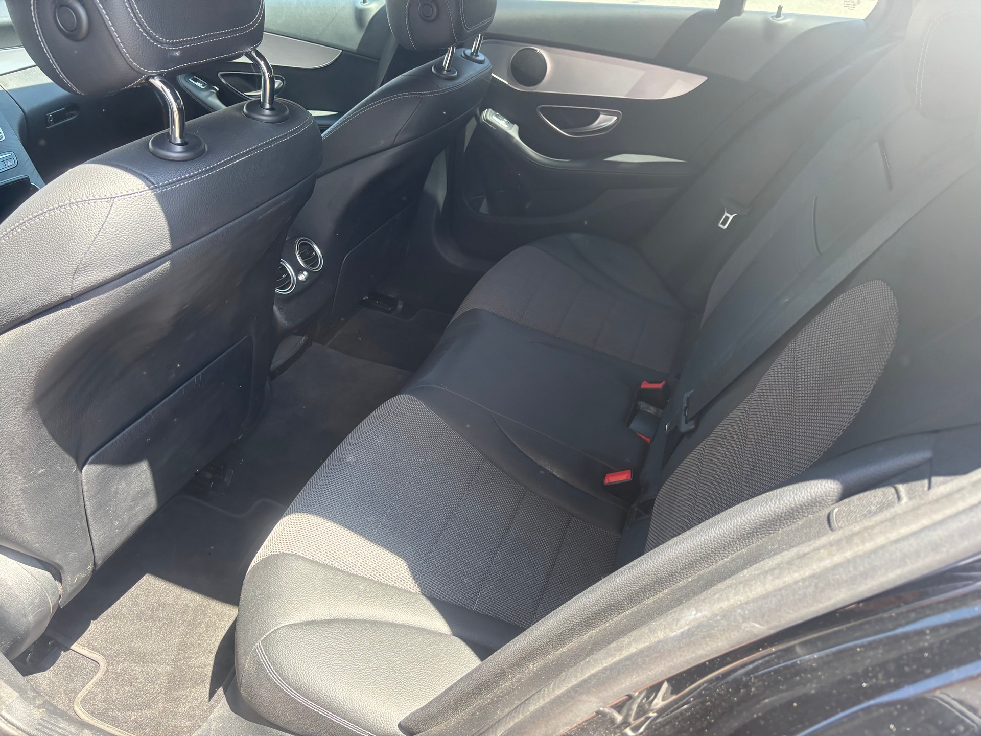 MERCEDES-BENZ C 200 Swiss Star 4M 9G-Tronic-image-4