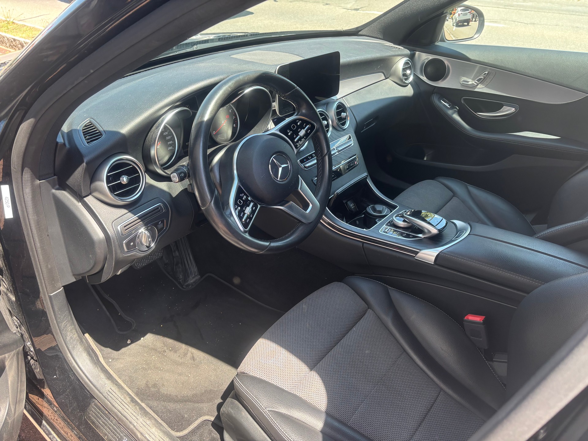 MERCEDES-BENZ C 200 Swiss Star 4M 9G-Tronic-image-3
