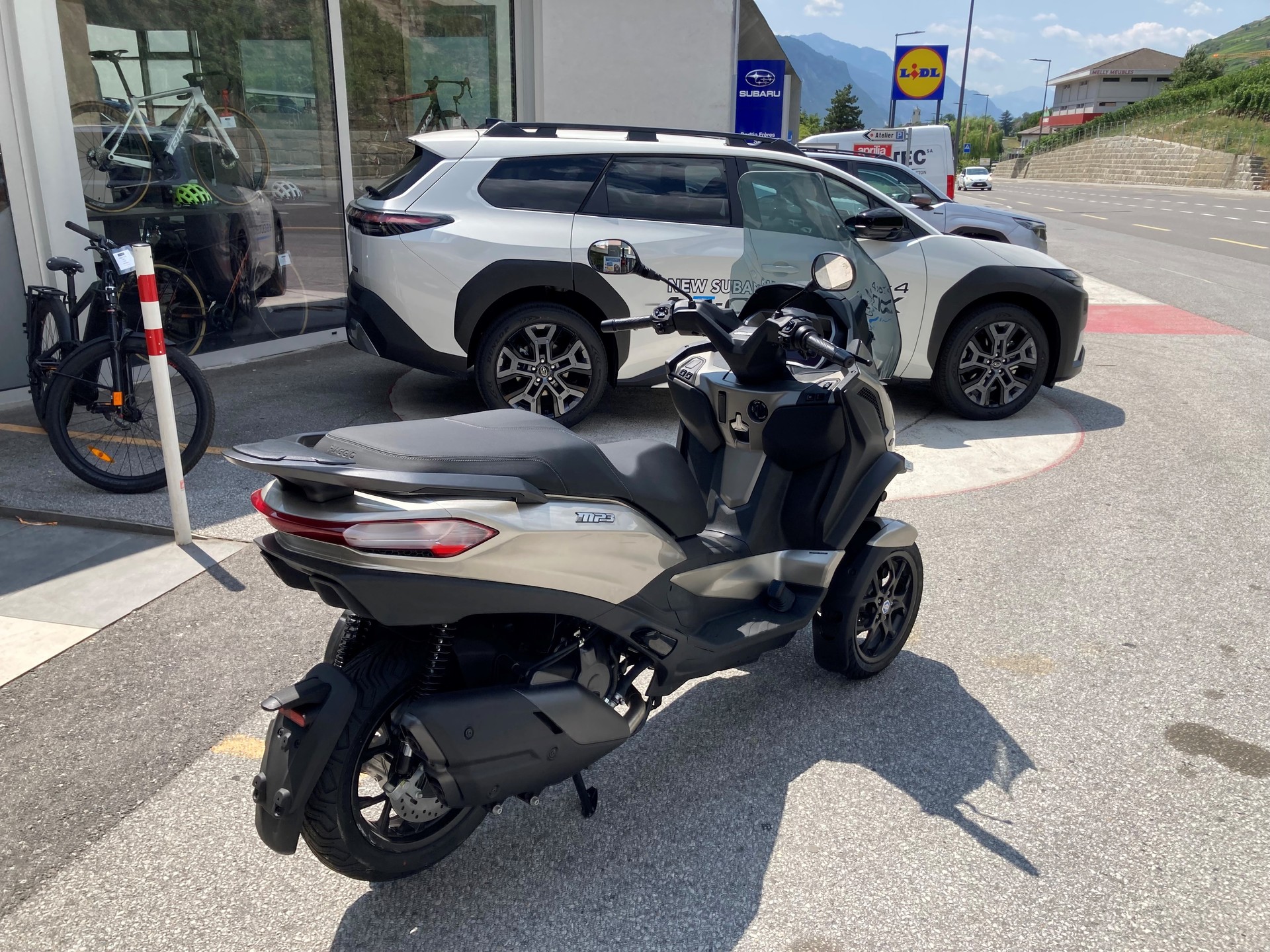 PIAGGIO MP3 400 RST-image-5