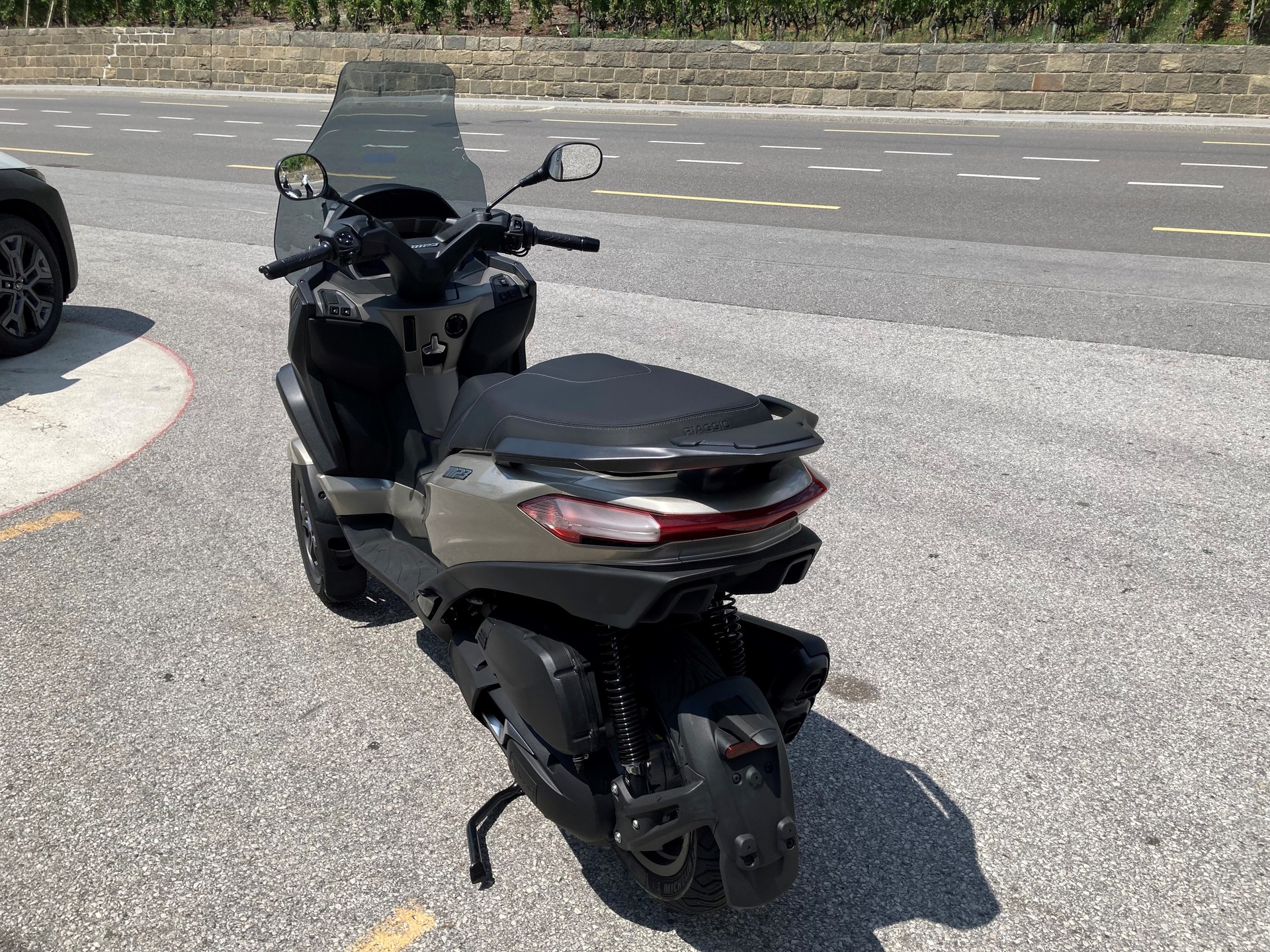 PIAGGIO MP3 400 RST-image-7