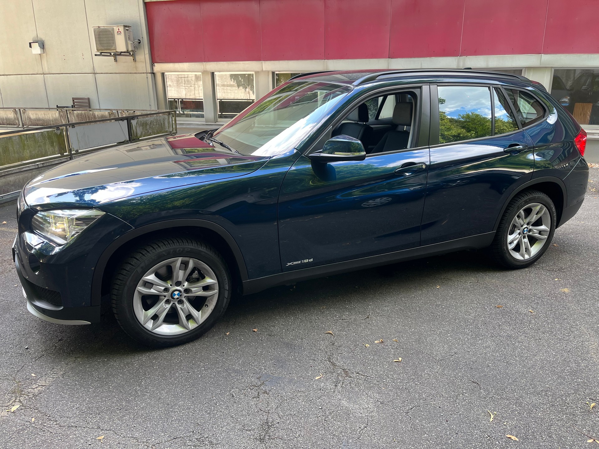 BMW X1 xDrive 18d Steptronic-image-1