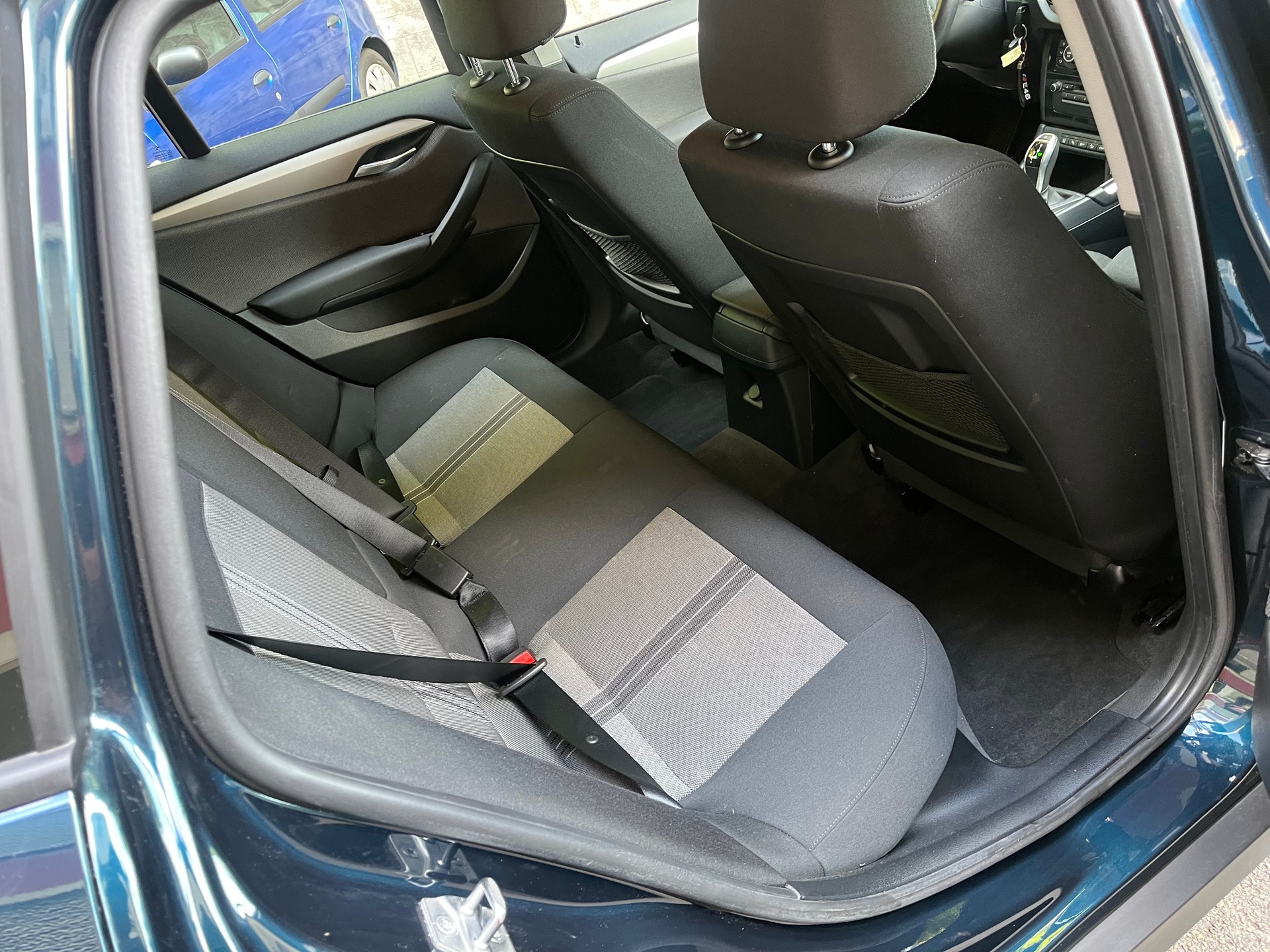 BMW X1 xDrive 18d Steptronic-image-10