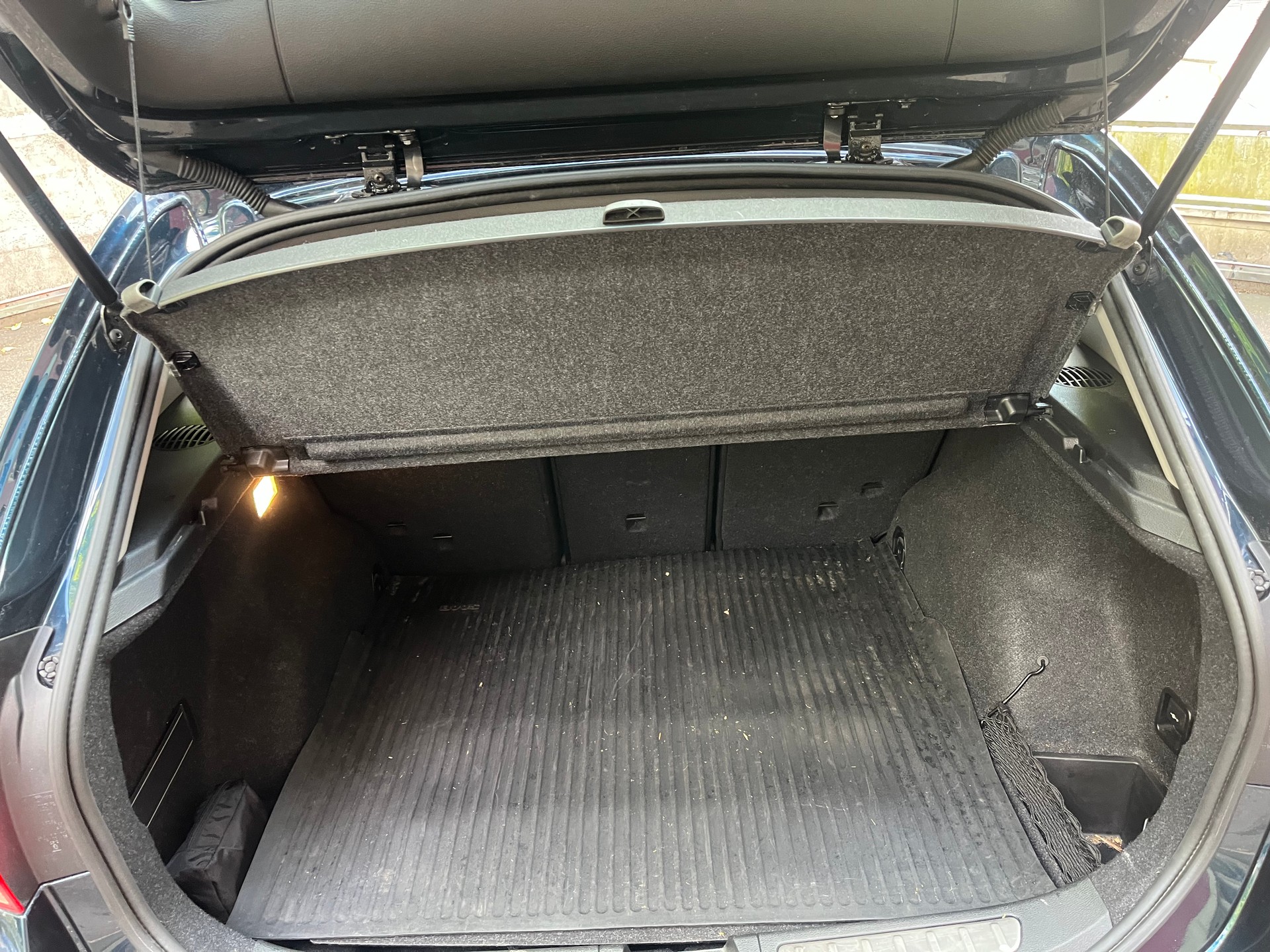 BMW X1 xDrive 18d Steptronic-image-11