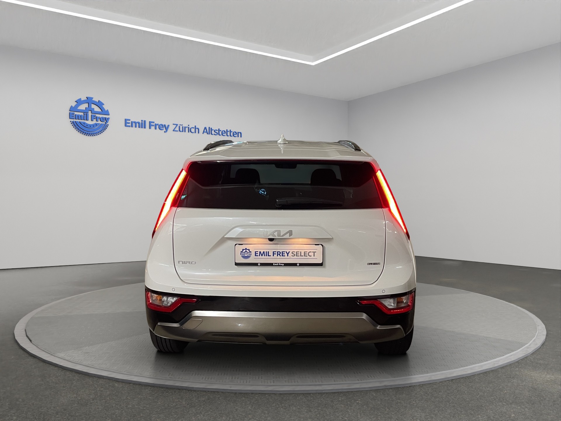 KIA Niro 1.6 GDi Plug-in Hybrid Power Edition-image-4