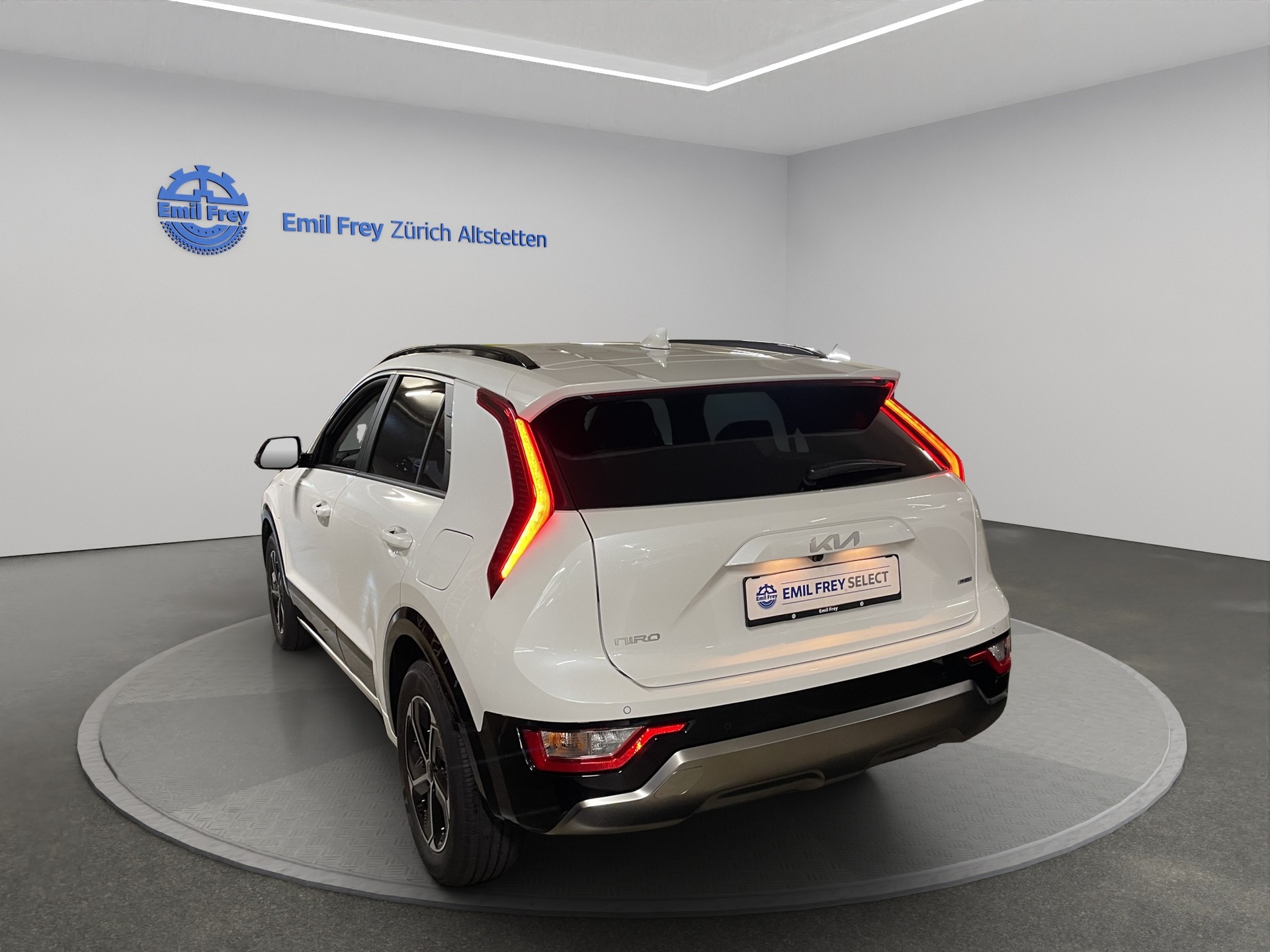 KIA Niro 1.6 GDi Plug-in Hybrid Power Edition-image-1