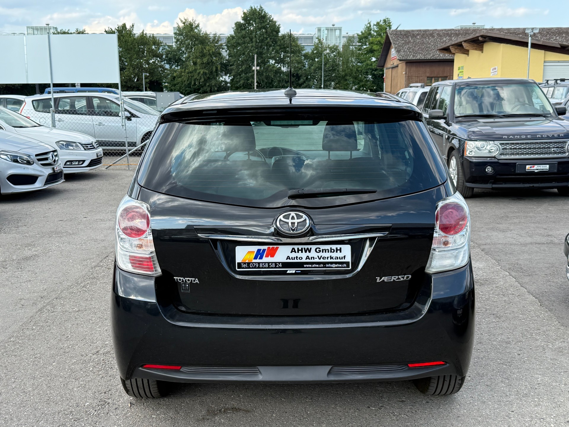 TOYOTA Verso 1.8 Luna Multidrive S / Ab MFK 18.02.2026 / 1.Hand / Servicegepflegt bei TOYOTA / Navi / Rückfahrkamera / Dachträger-image-4