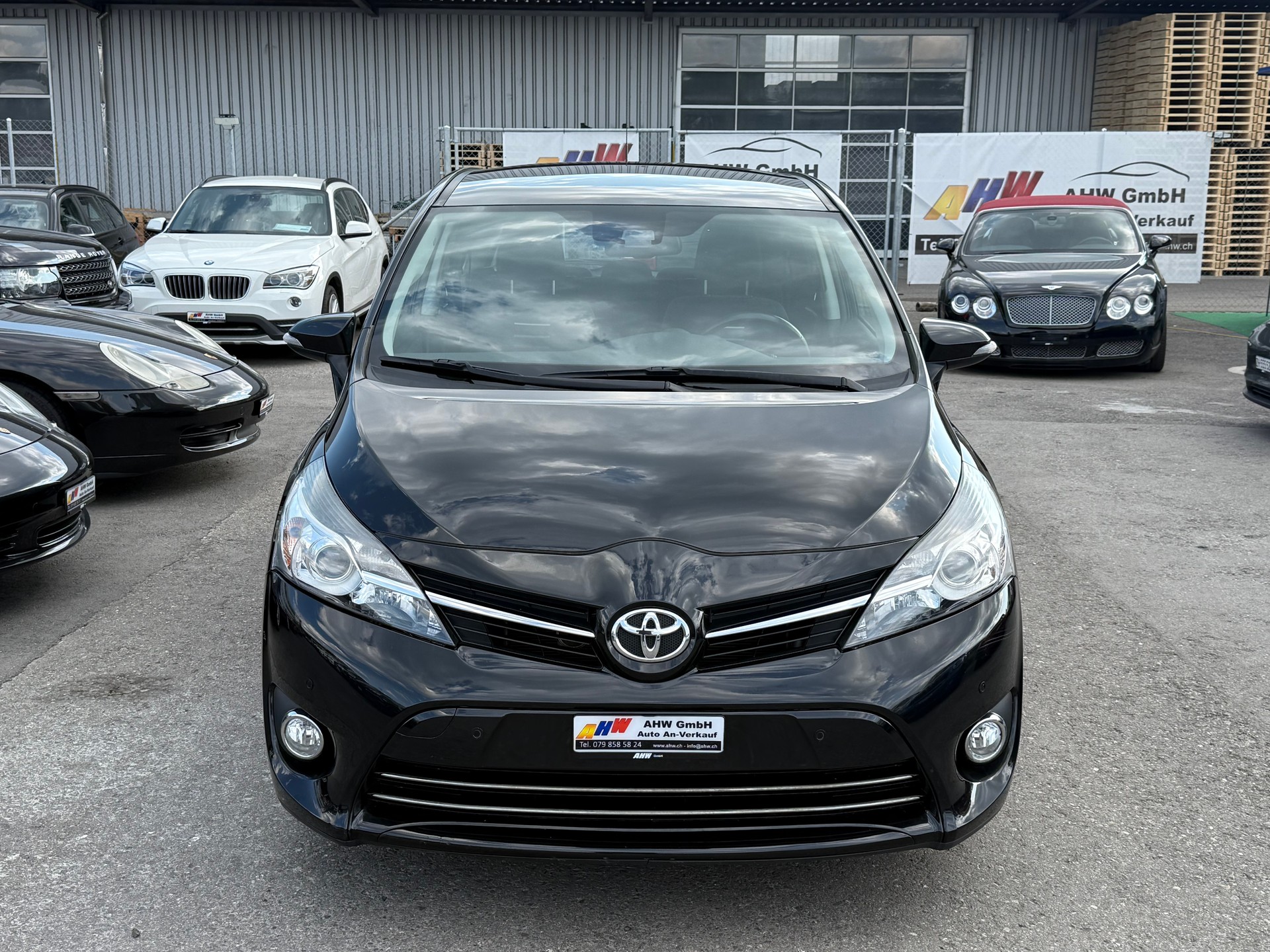 TOYOTA Verso 1.8 Luna Multidrive S / Ab MFK 18.02.2026 / 1.Hand / Servicegepflegt bei TOYOTA / Navi / Rückfahrkamera / Dachträger-image-1