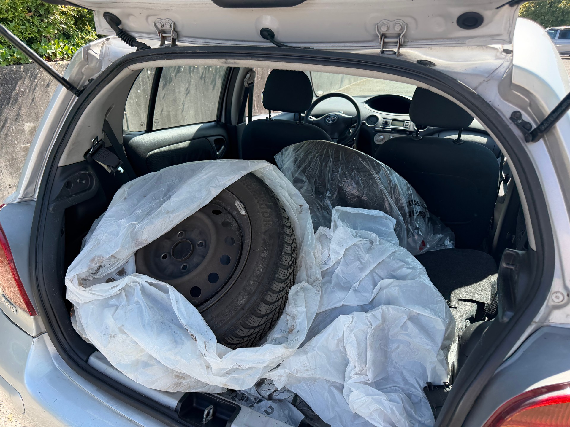 TOYOTA Yaris 1.3 automatique-image-7