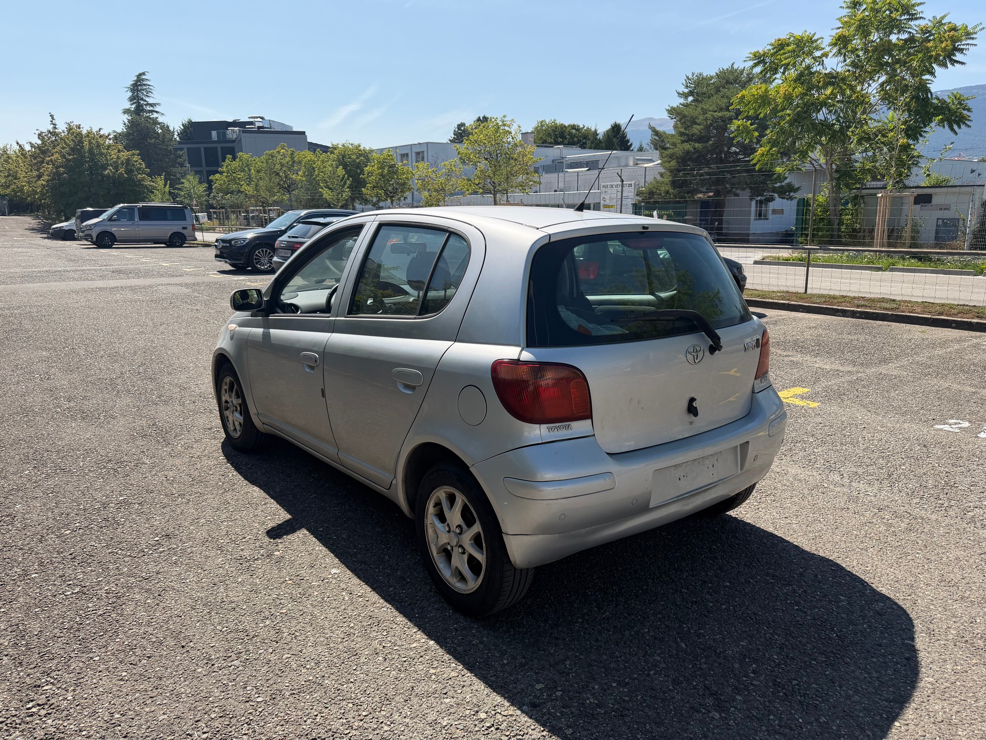 TOYOTA Yaris 1.3 automatique-image-6