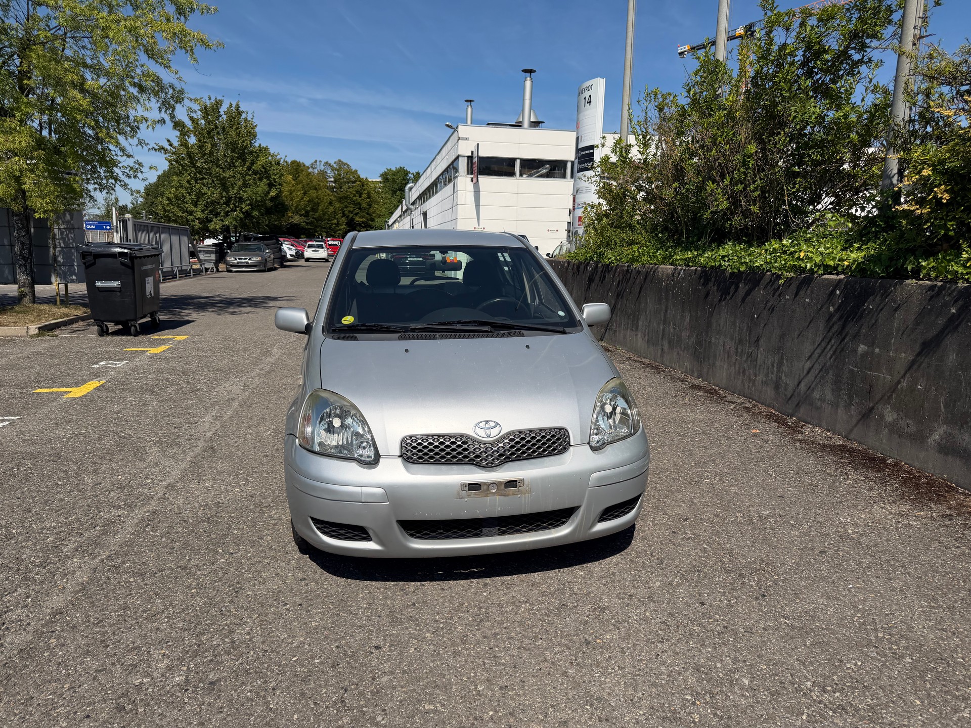 TOYOTA Yaris 1.3 automatique-image-1