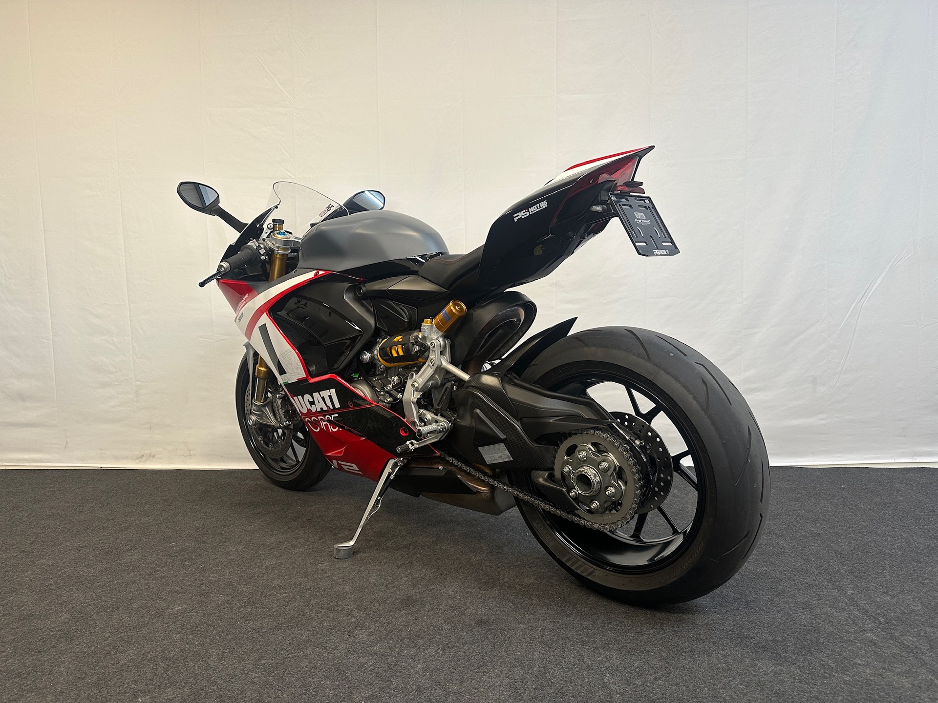 DUCATI Panigale V2 Superquadro Final Edition-image-5