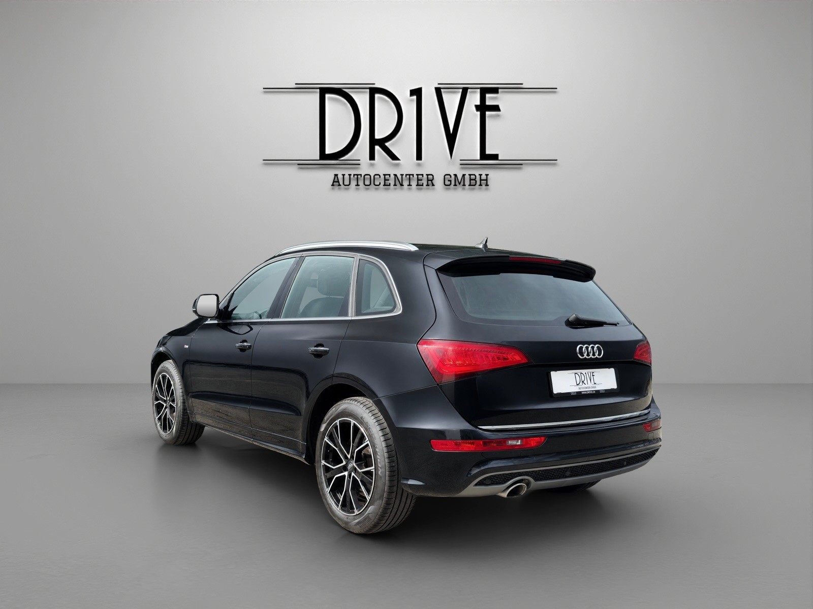 AUDI Q5 2.0 TDI S-tronic-image-6
