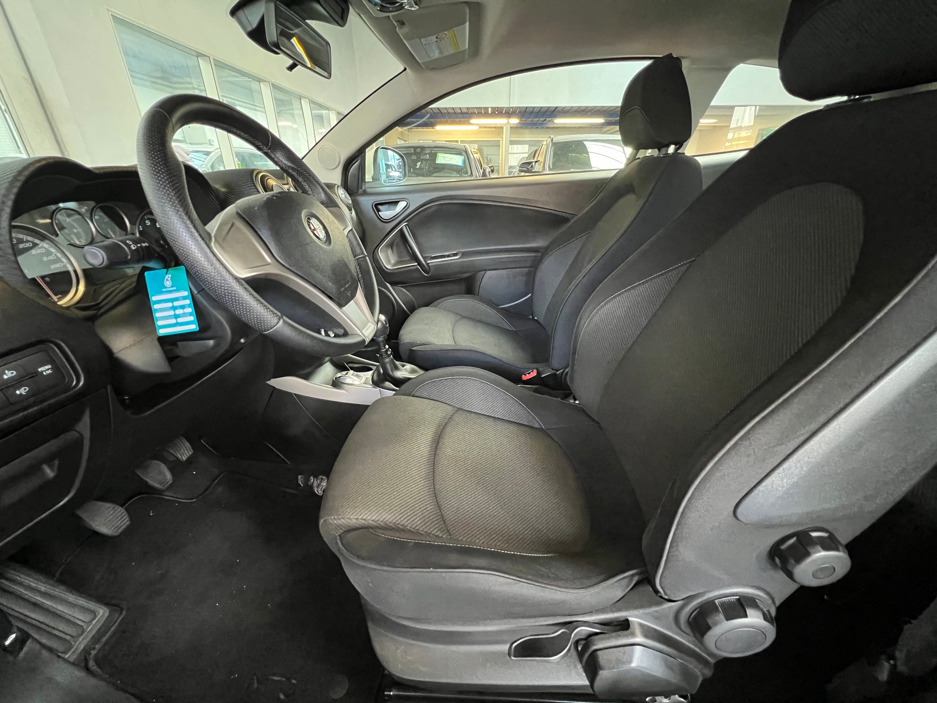 ALFA ROMEO MiTo 1.4 Distinctive-image-7