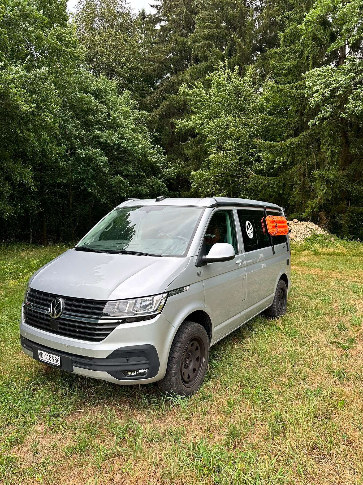 VW T6.1 California Beach 4motion-image-0