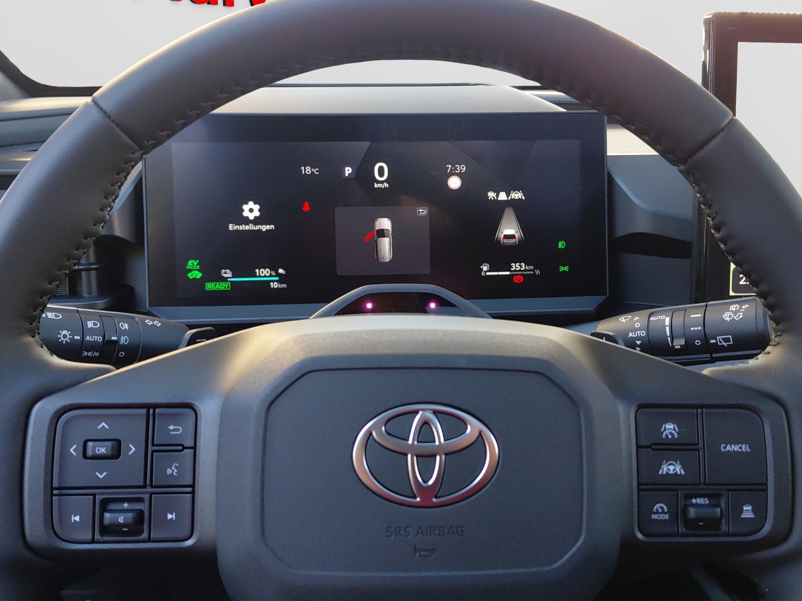 TOYOTA RAV-4 2.5 Plug-In-Hybrid Style-image-10